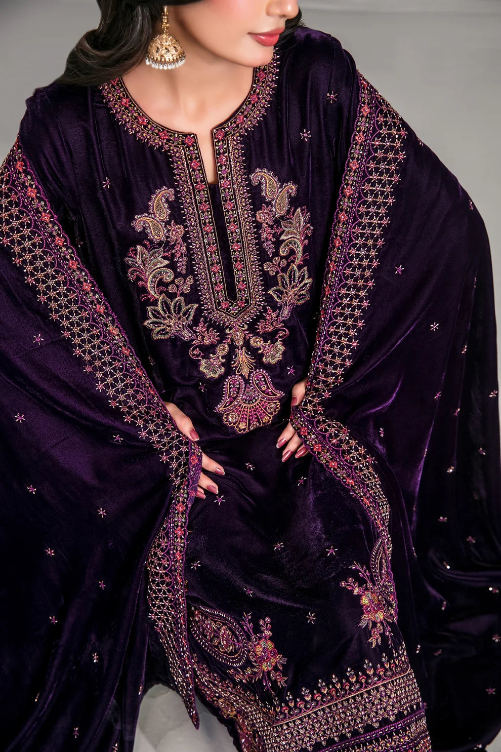 Sincera By Tawakkal Luxury Fancy Emb Cutdana Velvet 3PC