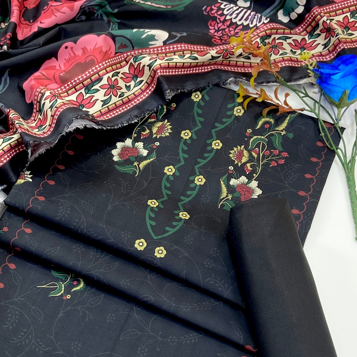 Anaya Noor Digital Printed Cotry Khaddar 3PC