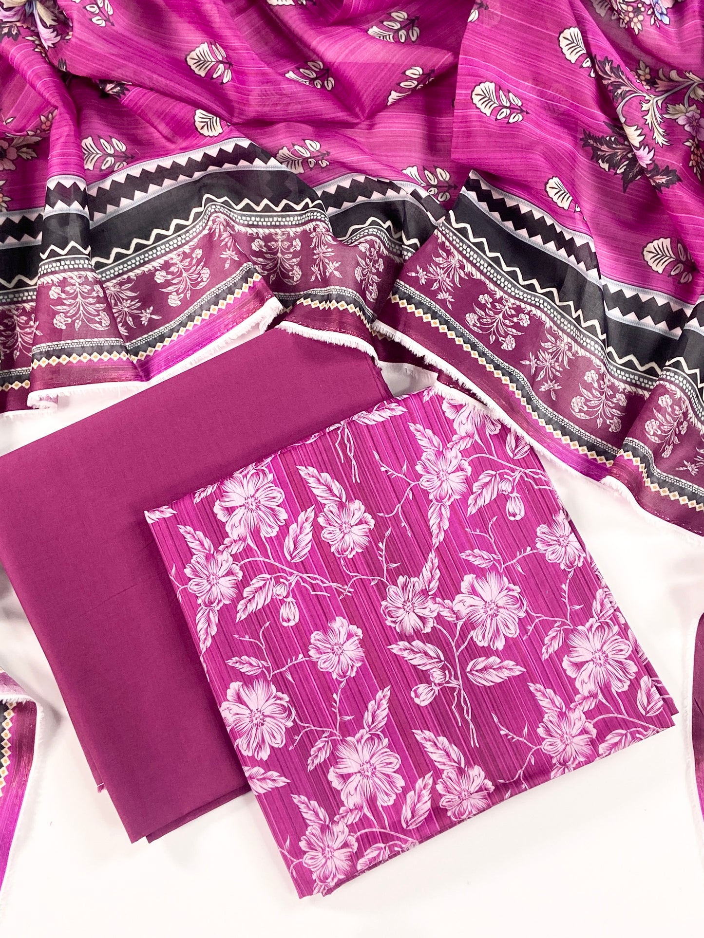 Mashaim Digital Printed Lawn 3PC