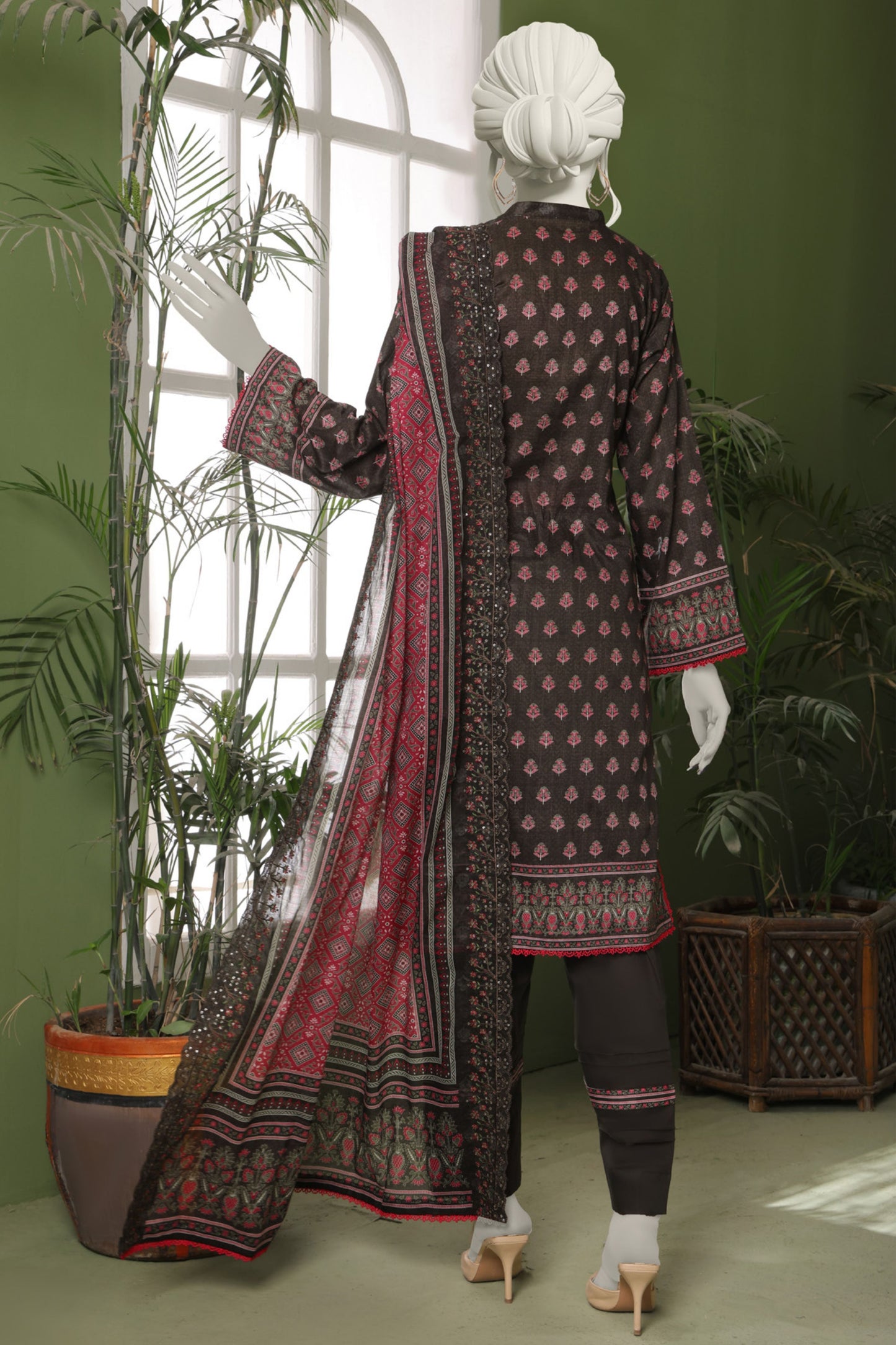 Almeerah Emb & Printed Lawn 3PC