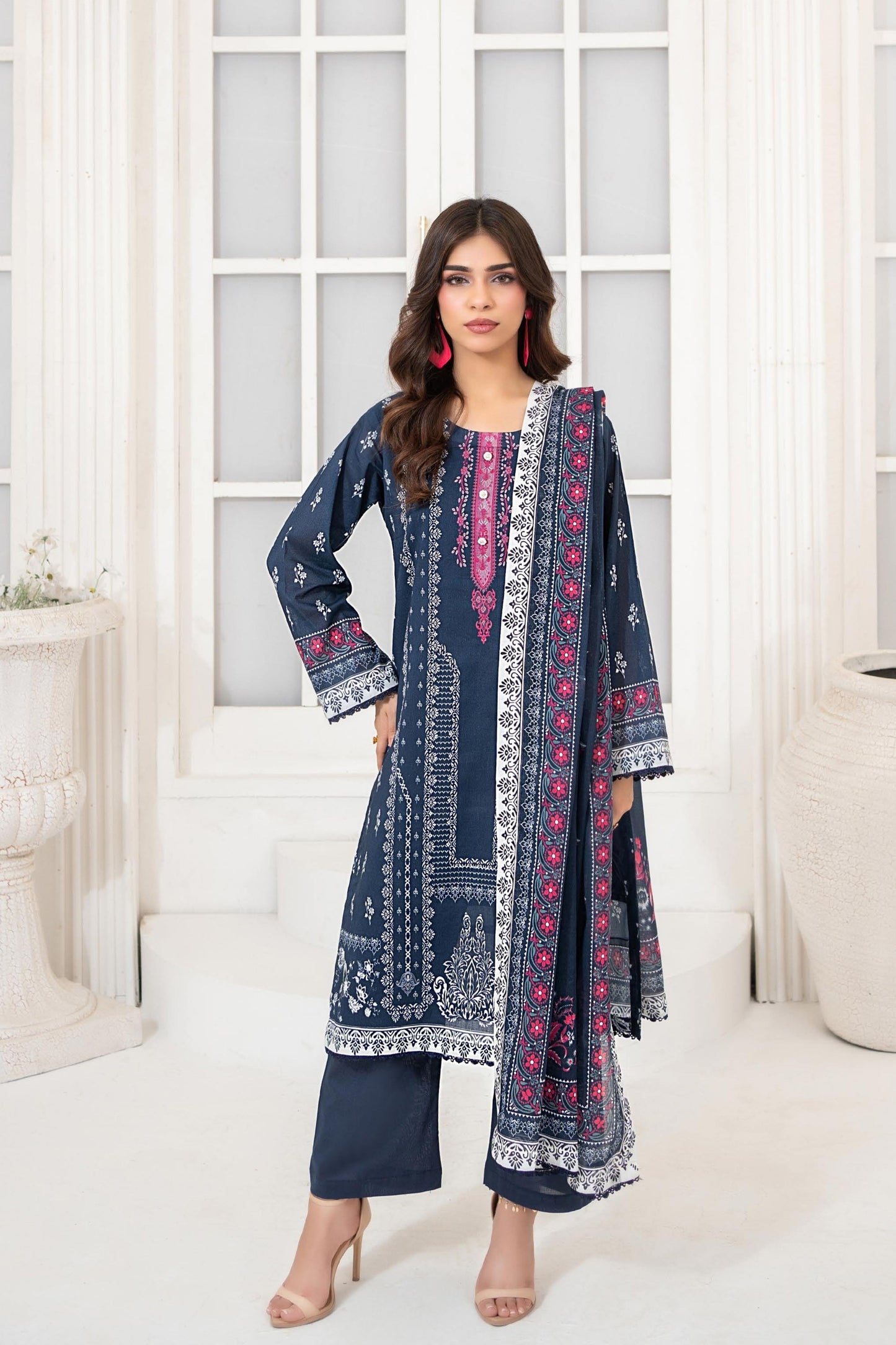 ( Bundle of 10 ) Sara