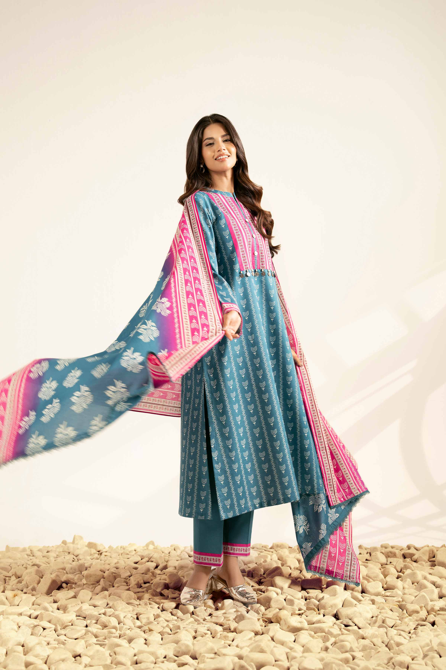 Nishat Digital Printed Lawn 3PC