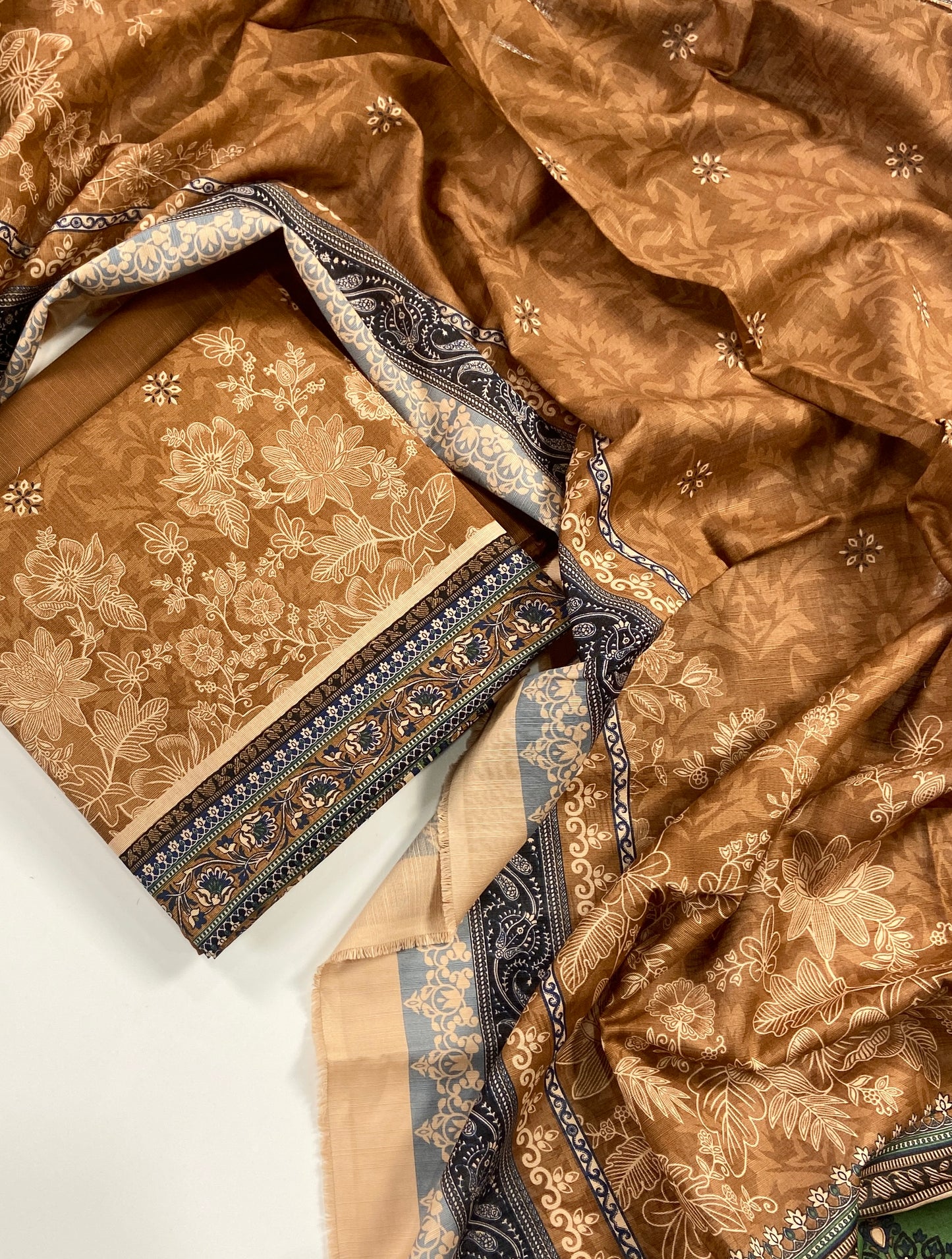 Narmin By Narkins Printed Khaddar 3PC