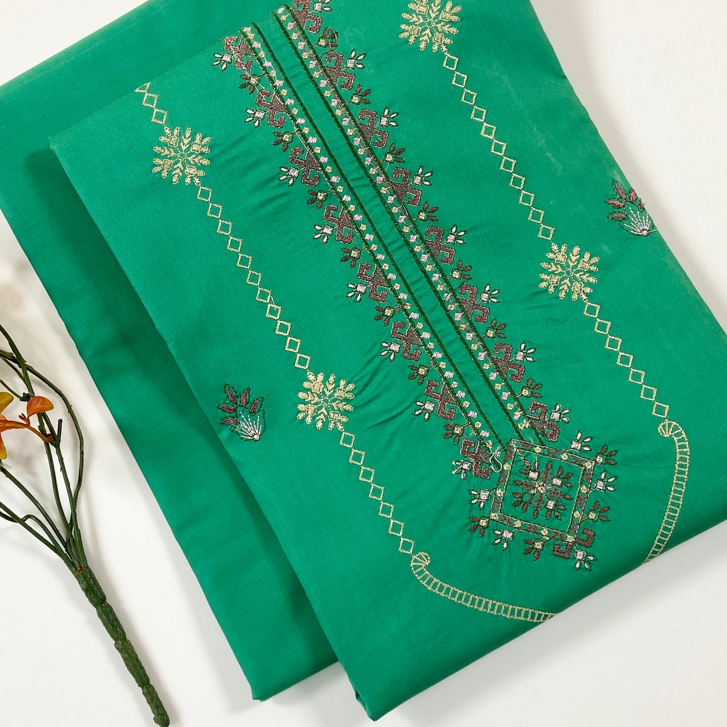 Ethnic Plain Emb Shirt & Trouser Lawn 2PC