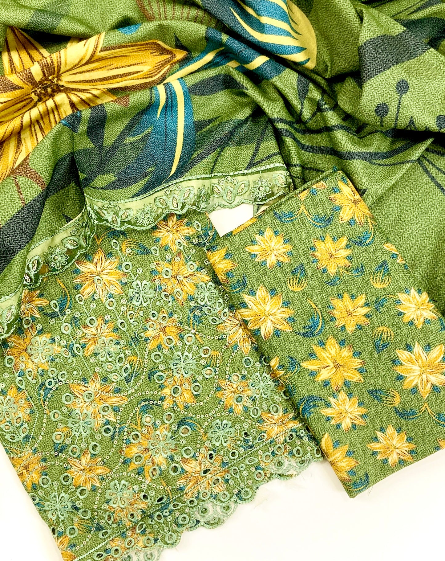 Bareeze Embroidered Dhanak 3PC