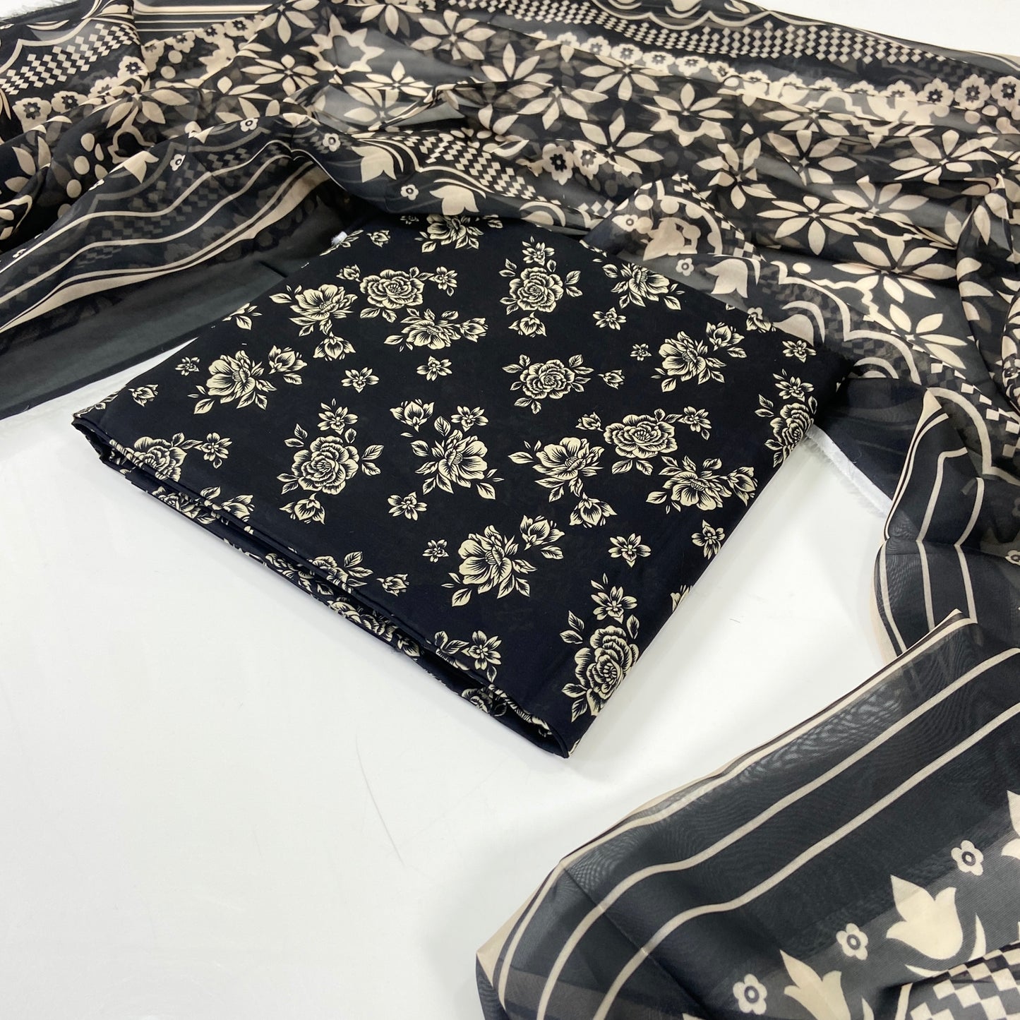 Zainab Chottani Printed Lawn 3PC