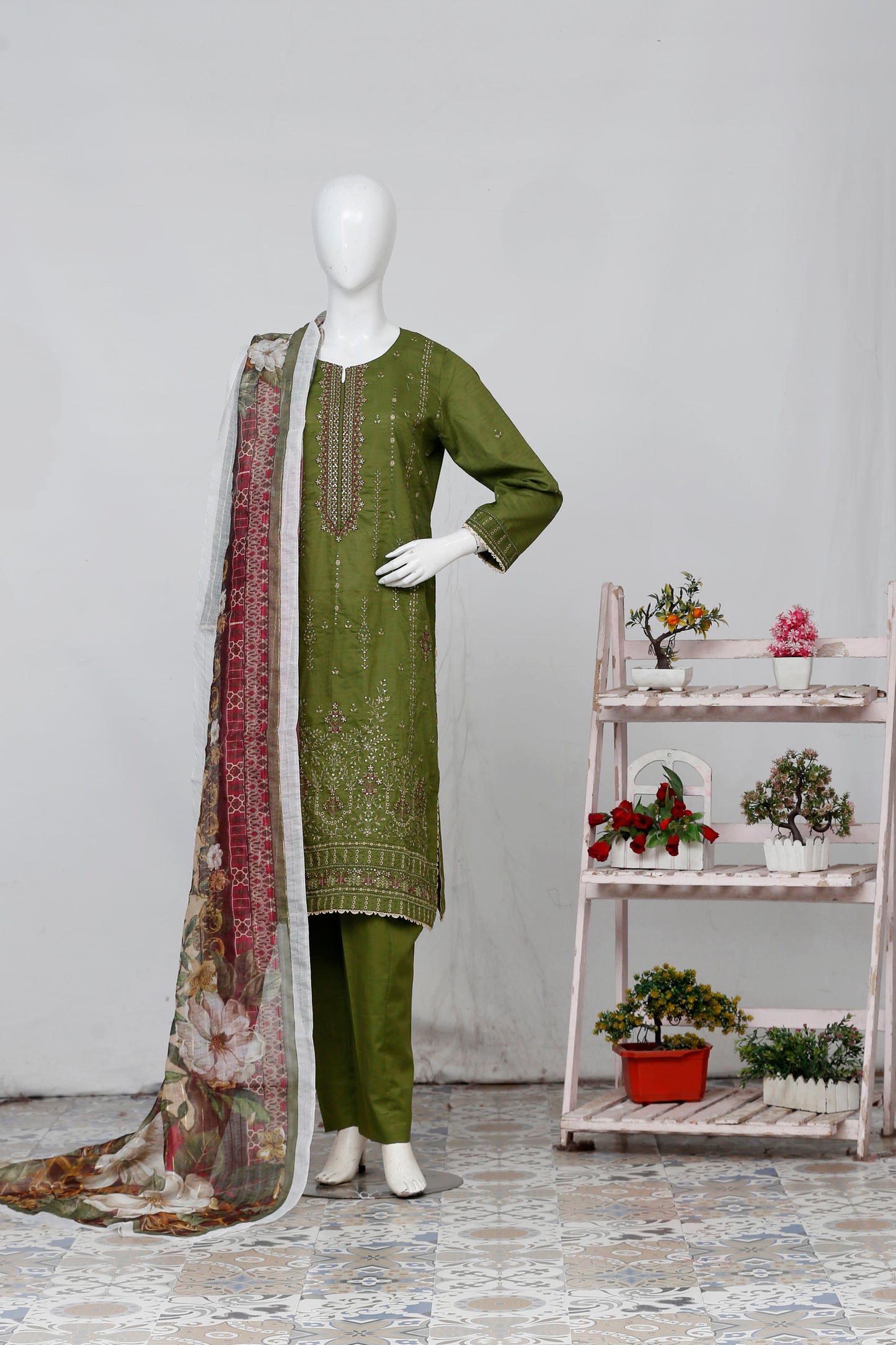 Zarqash By Anaya Noor Bana Dora Emb 3-PC