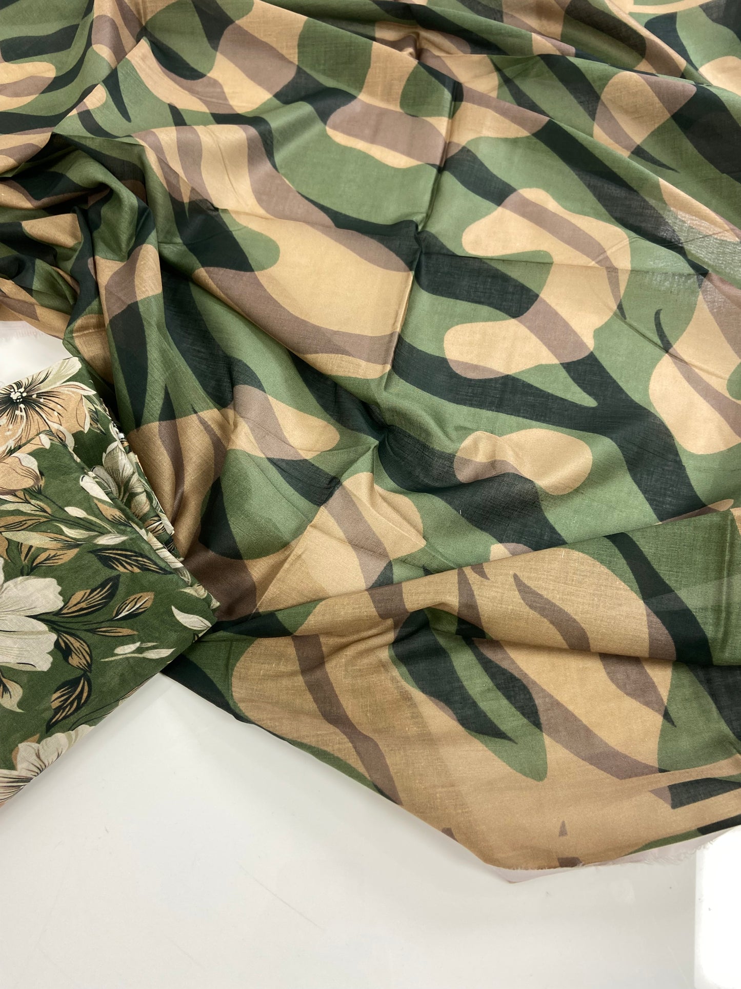 Baroque All Over Digital Printed Lawn 3-PC