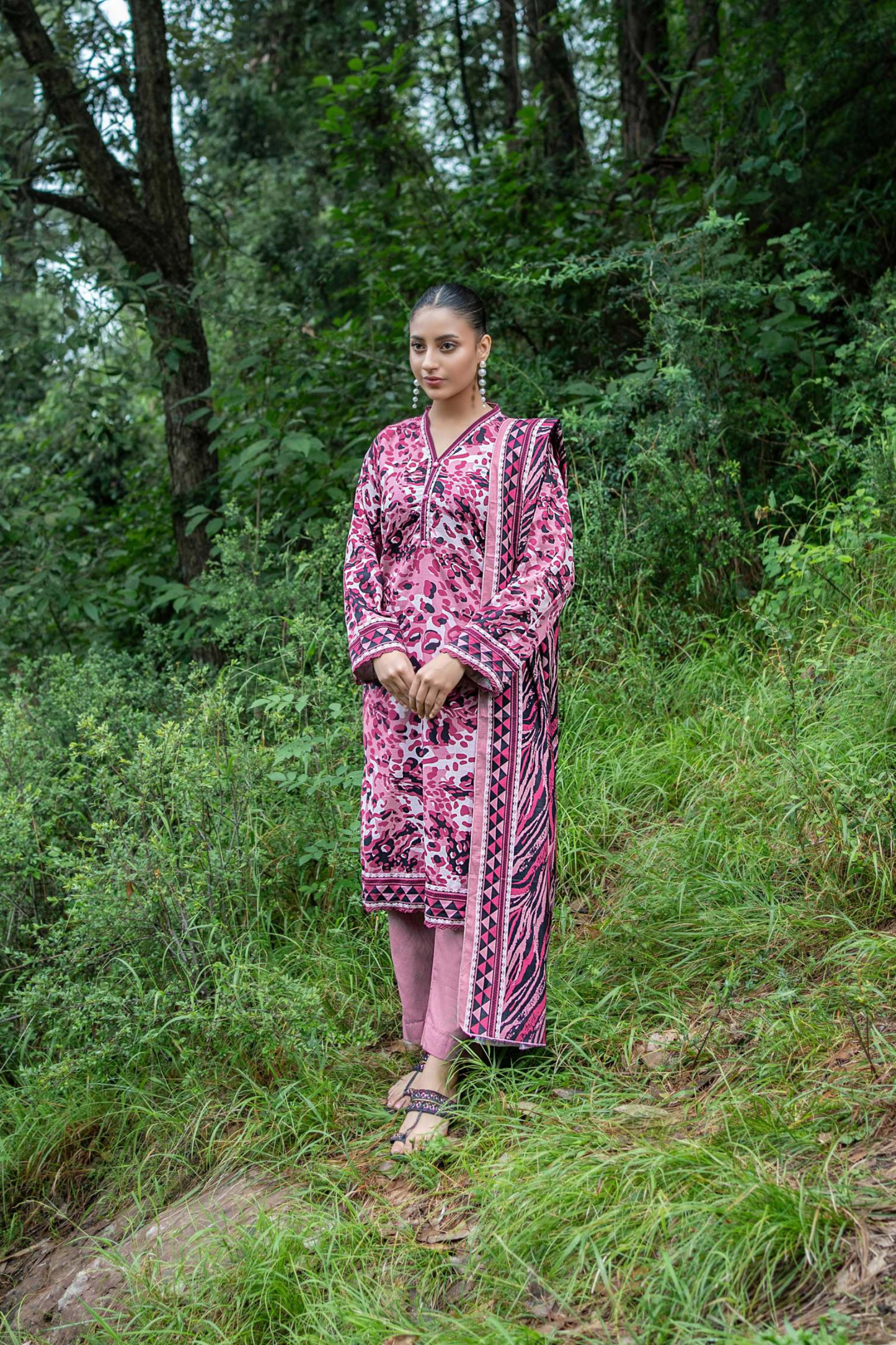 Zesh Airjet Printed Khaddar 3PC