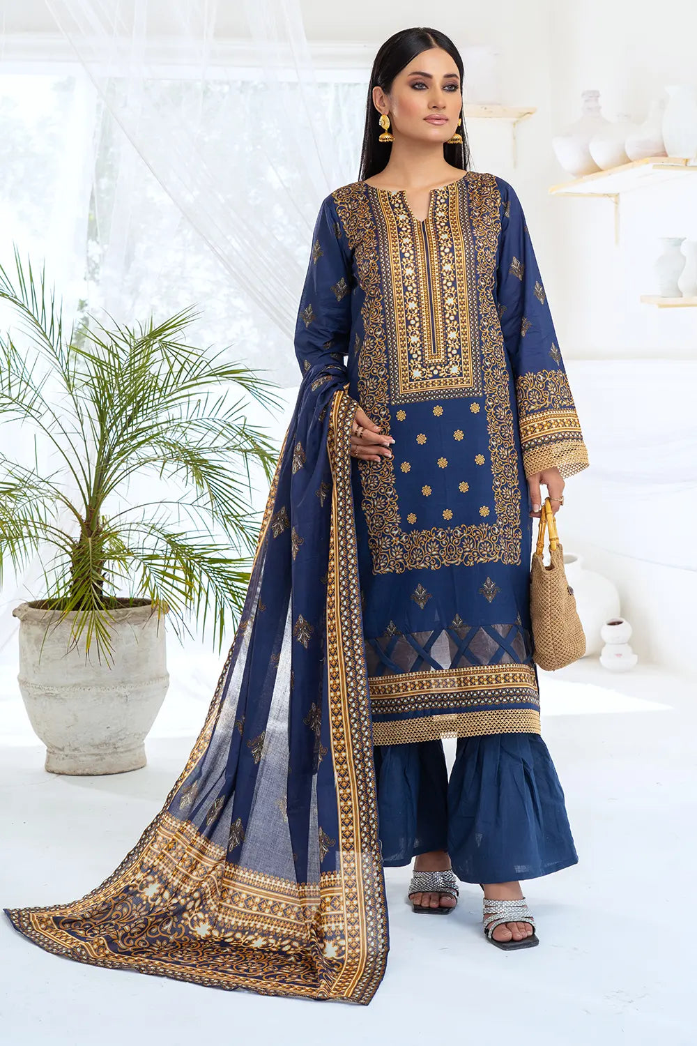 Mehak By Pretty Robe Printed Lawn 3-PC