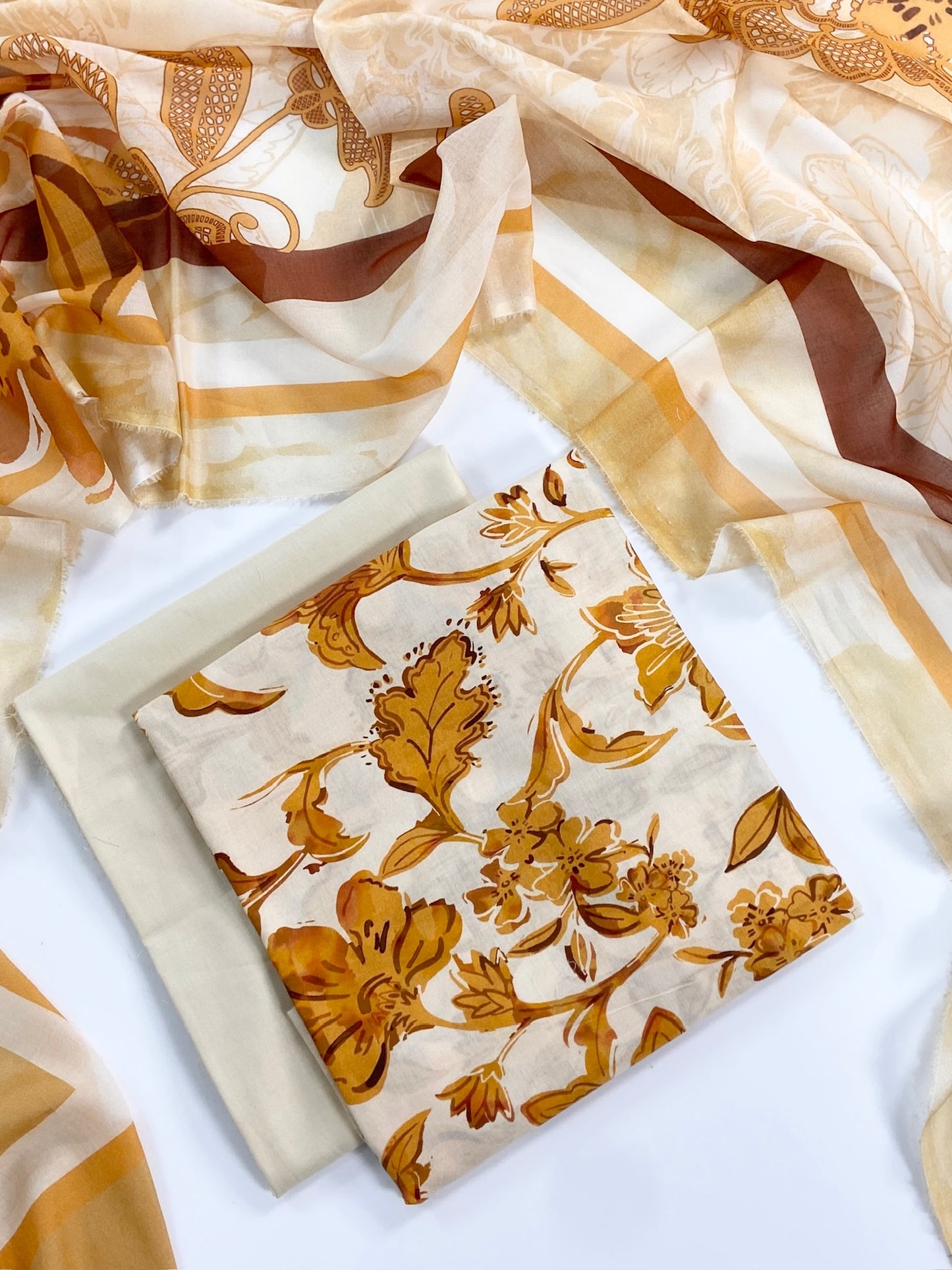 Monal Digital Printed Lawn With Voil Dupatta 3PC