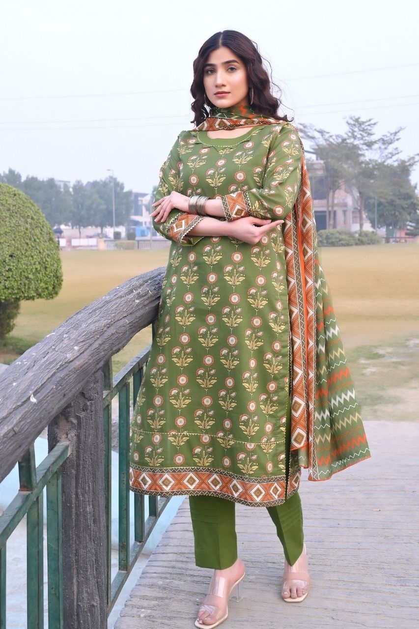 Floral By Pretty Robe Printed Lawn 3-PC