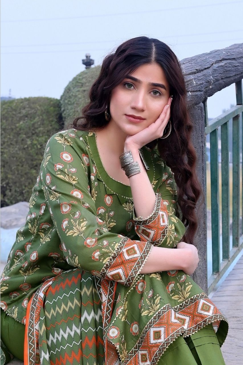 Floral By Pretty Robe Printed Lawn 3-PC