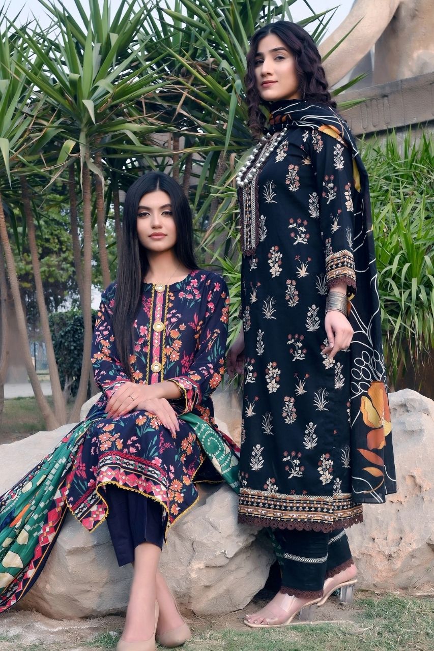 Floral By Pretty Robe Printed Lawn 3-PC