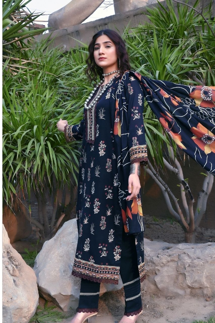 Floral By Pretty Robe Printed Lawn 3-PC