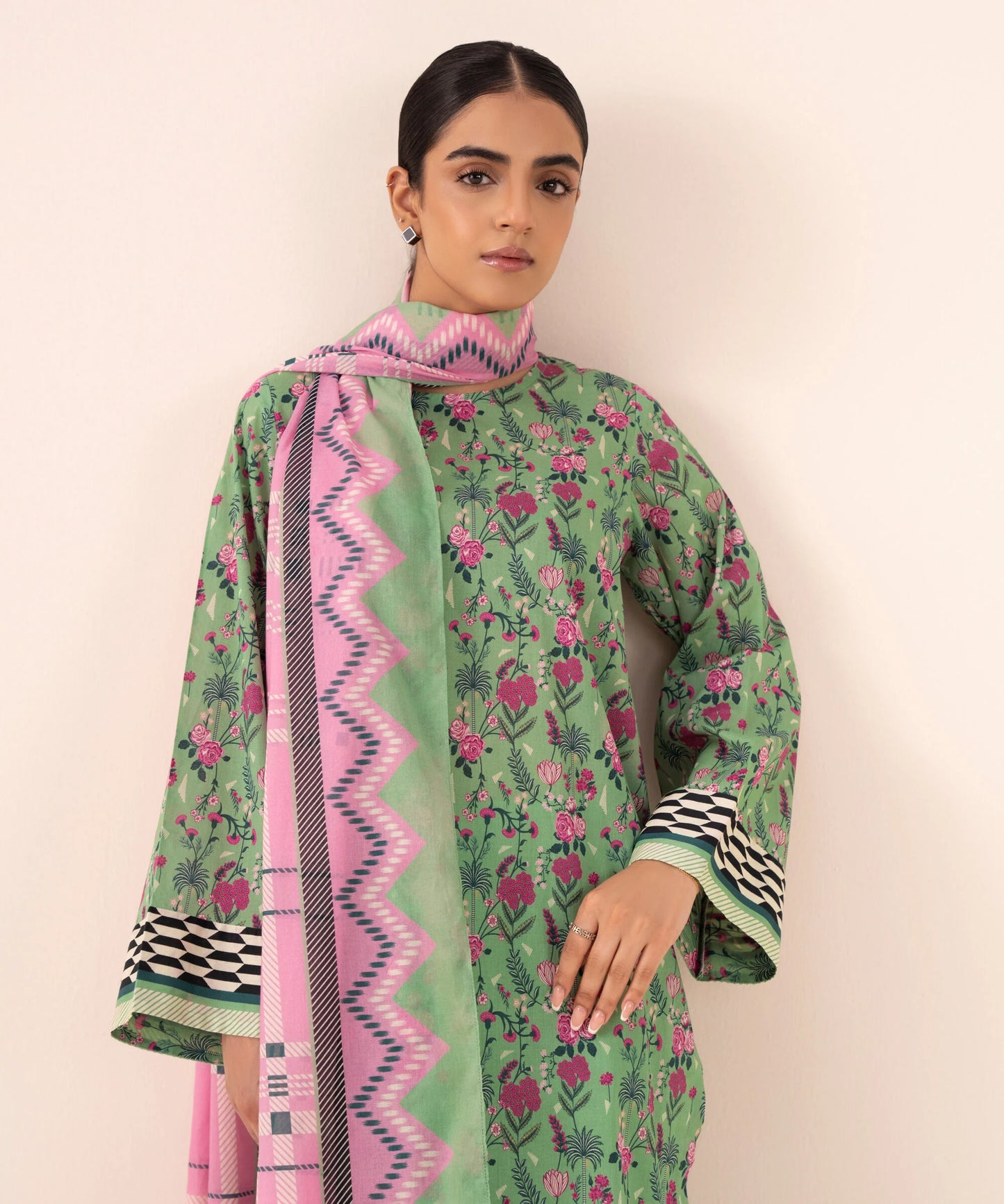 Sapphire Daily Printed Lawn 3PC