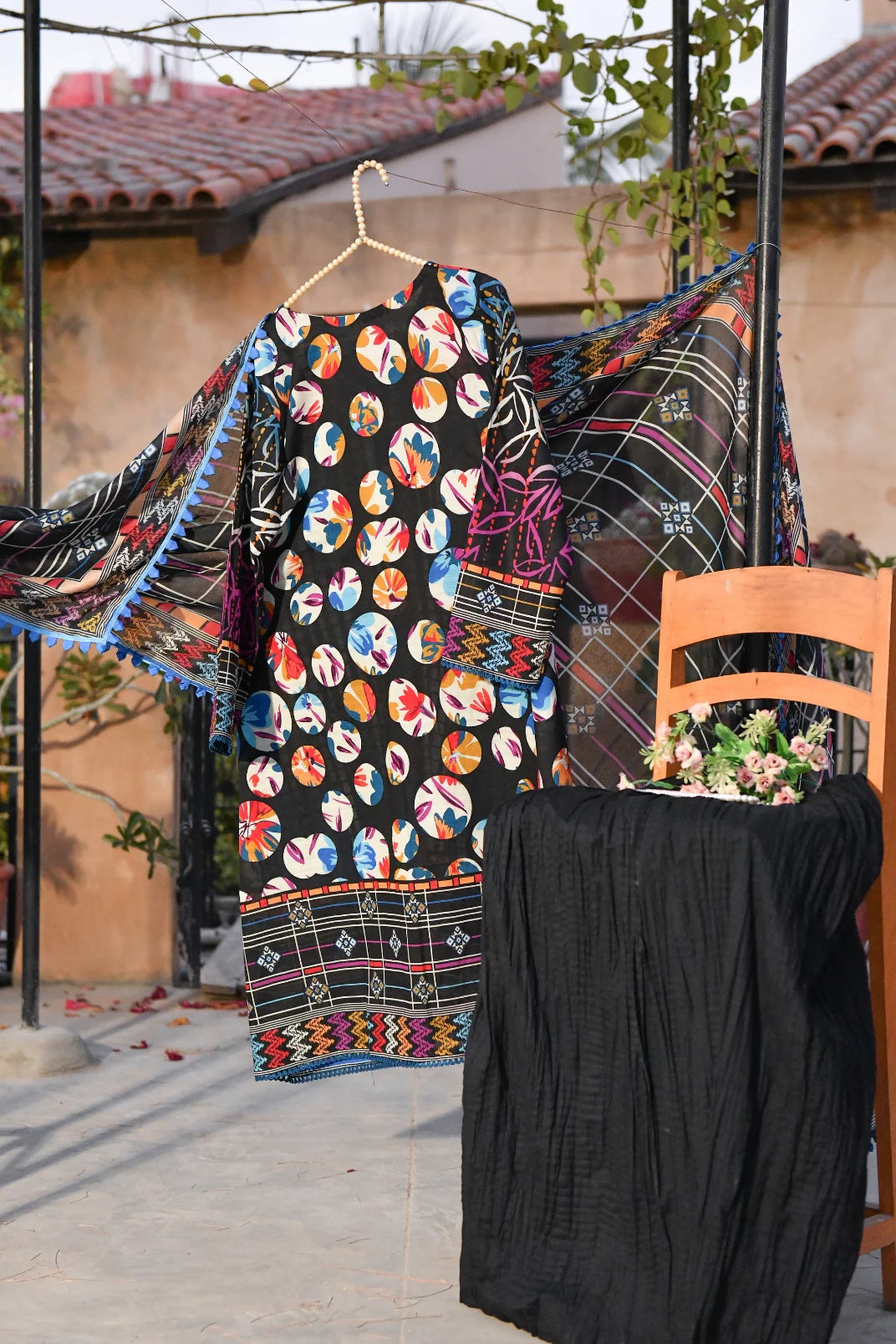 Eshay By Murahse Printed Doria Lawn 3-PC