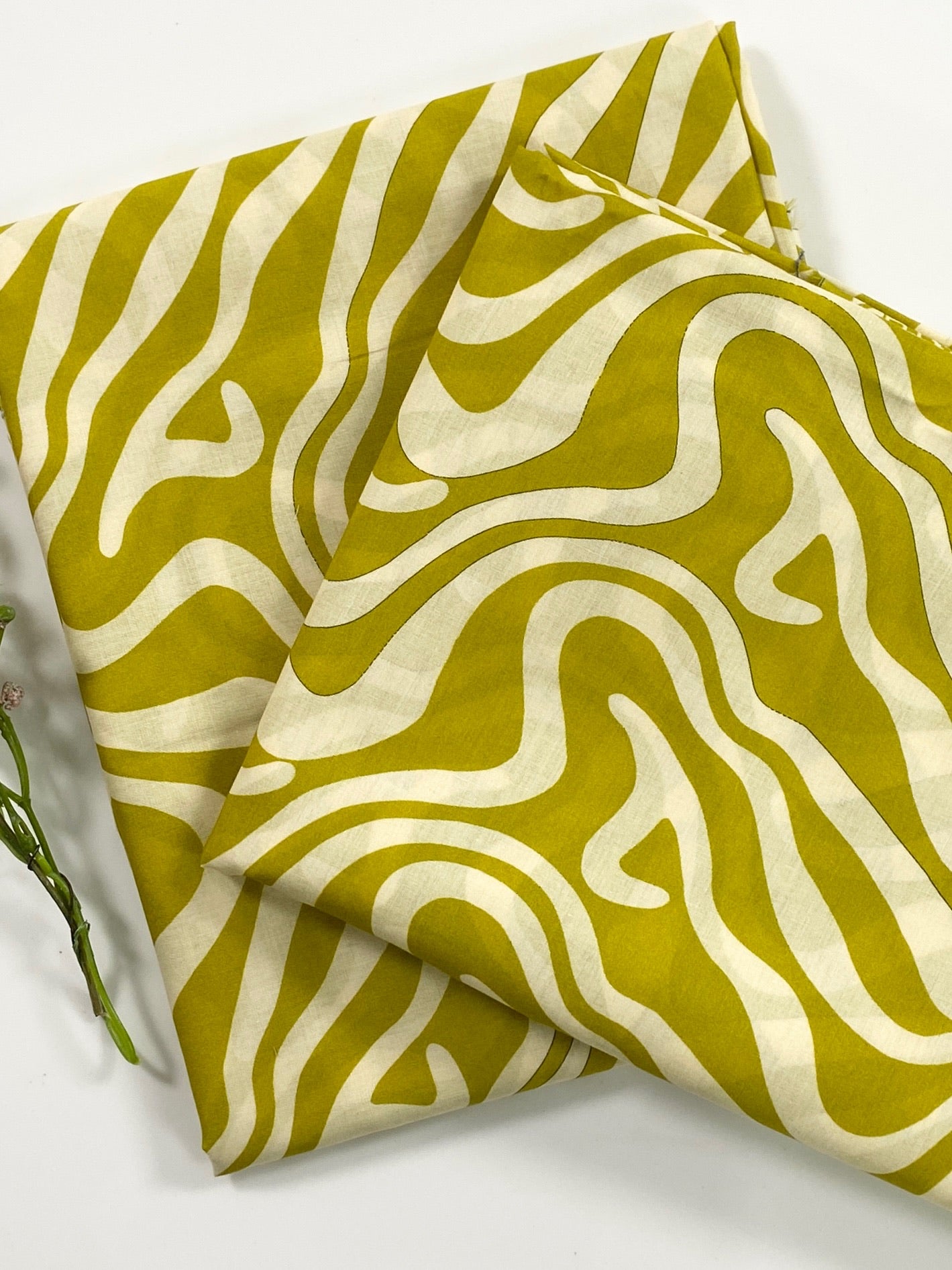 Florent Digital Printed All Over Lawn 2PC