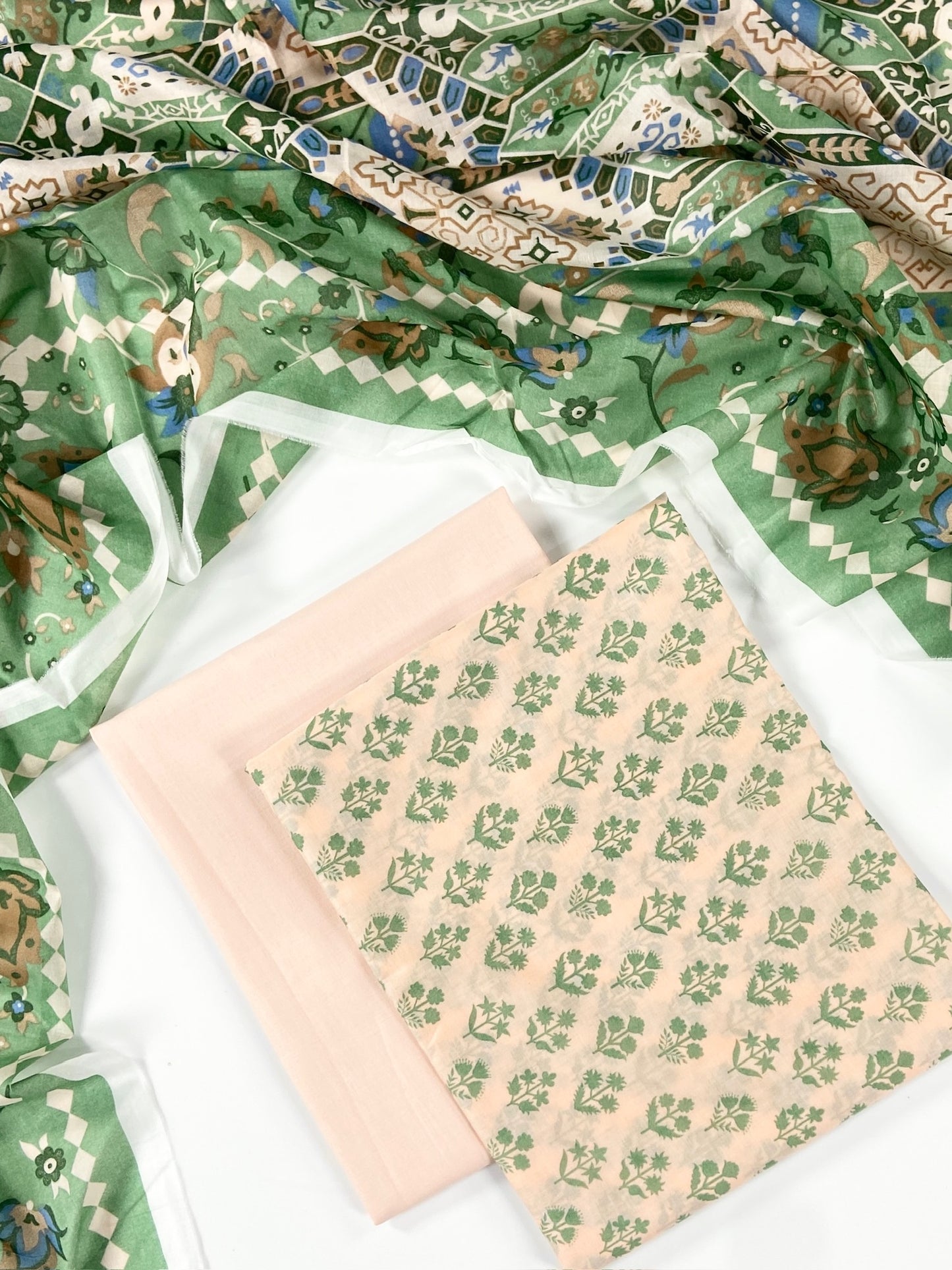 Sapphire Day to Day Digital Printed Lawn 3PC