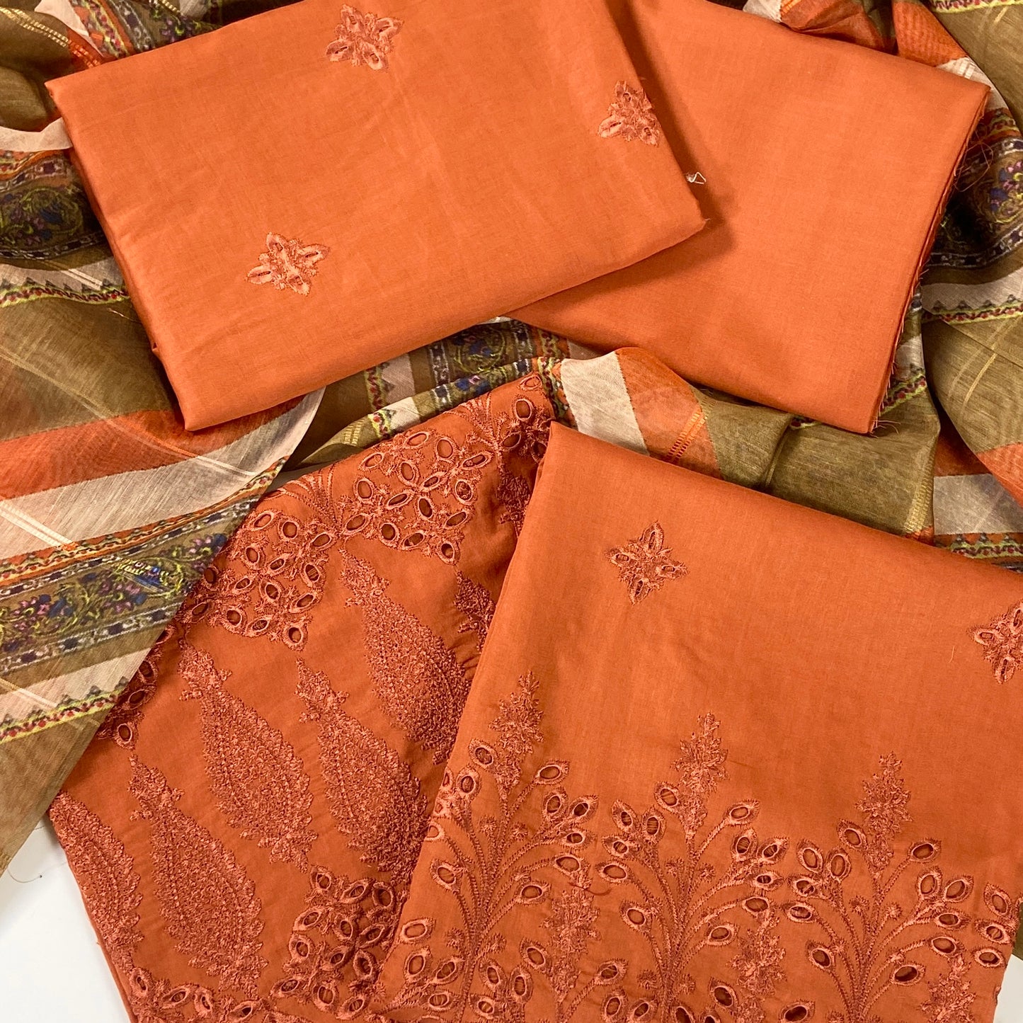 Chikenkari Anaya Noor Lawn 3-PC