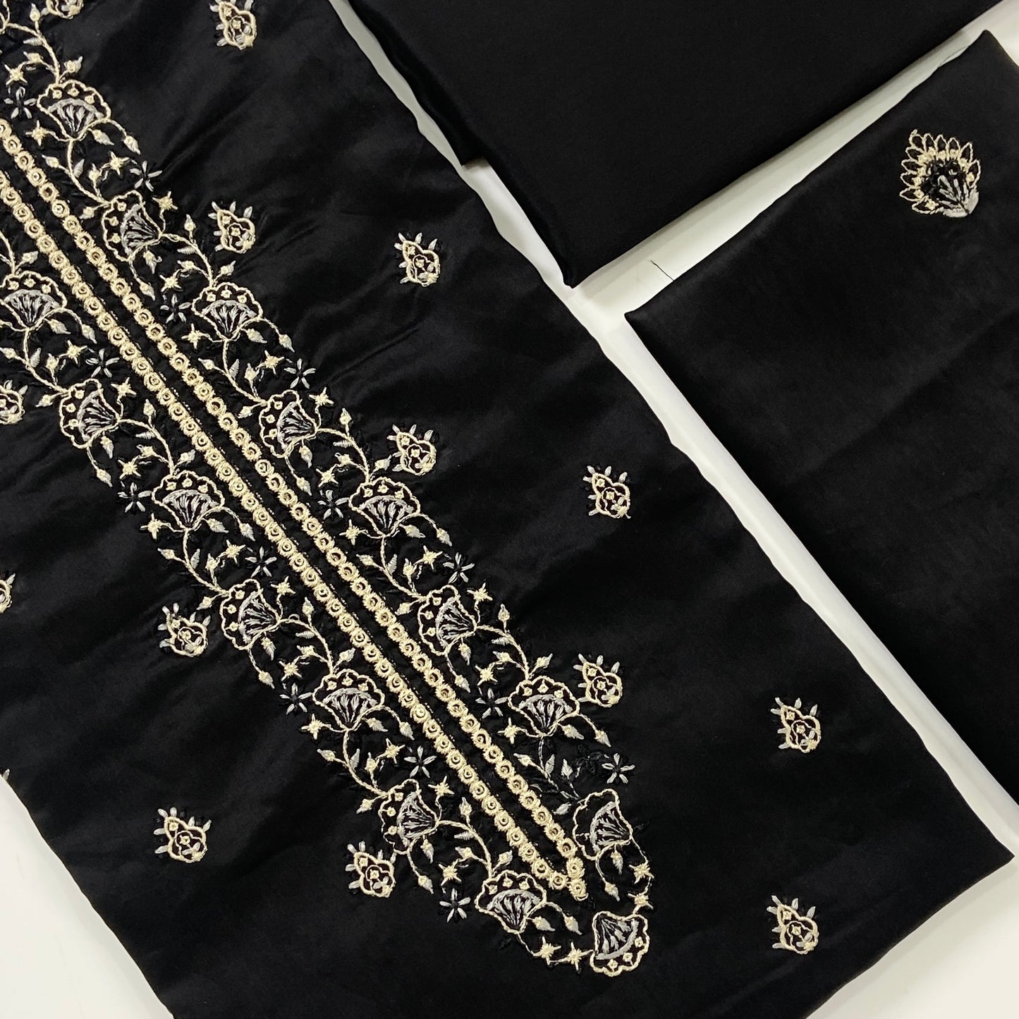 Anaya Noor Emb Viscose 2PC