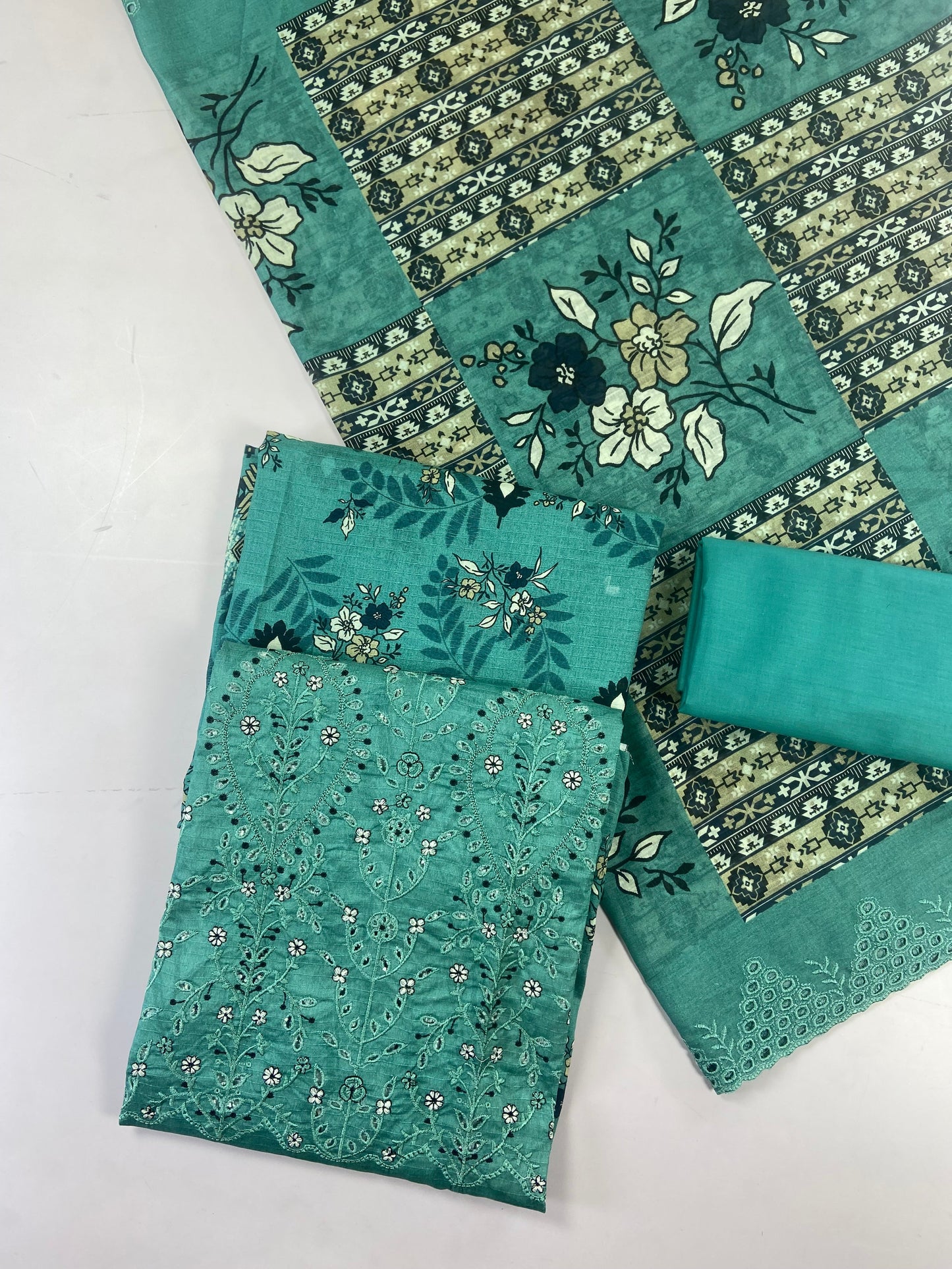 Narkins Bana Doria Boring Embroidered 3-PC