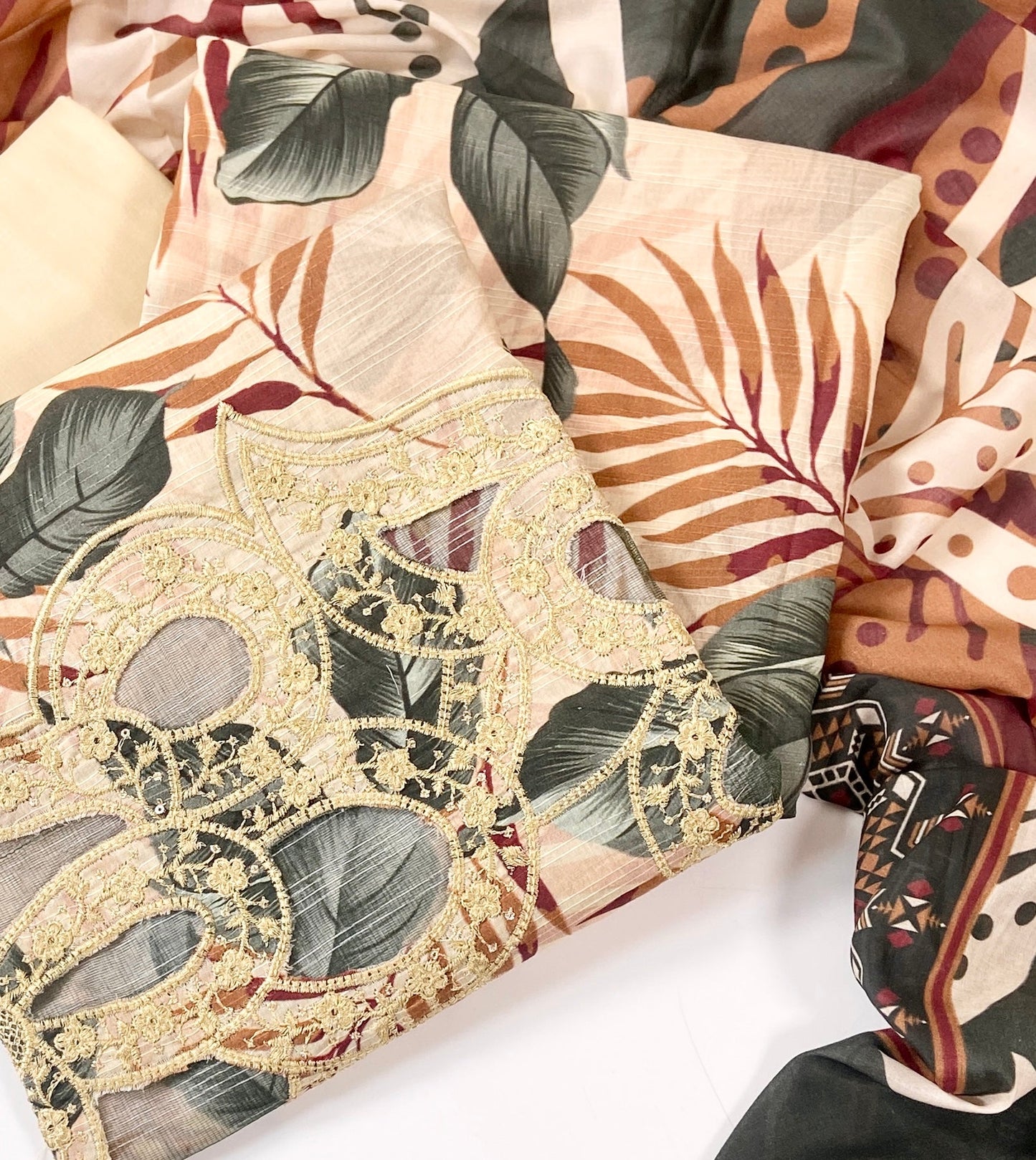 Anaya Noor Printed Bana Dora Lawn 3PC