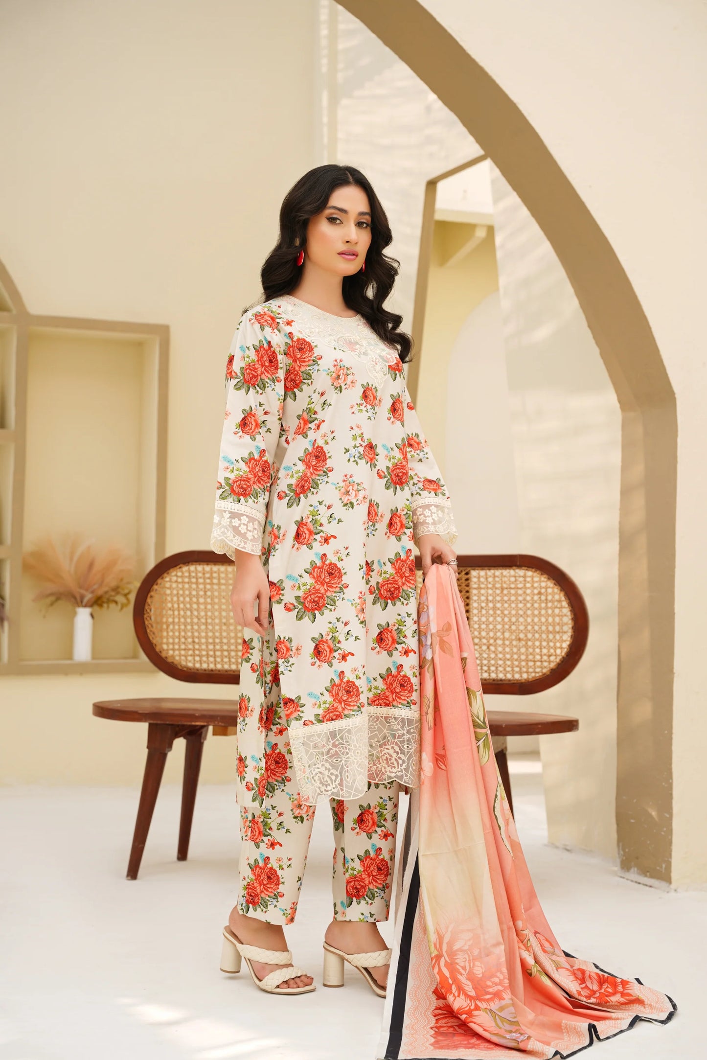 Baroque Printed Linen With Emb Patches 3PC