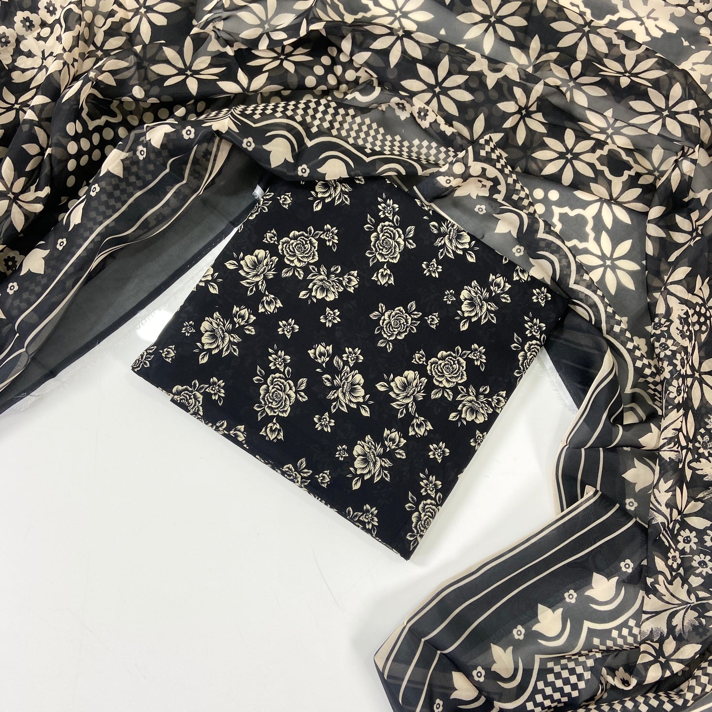 Zainab Chottani Printed Lawn 3PC