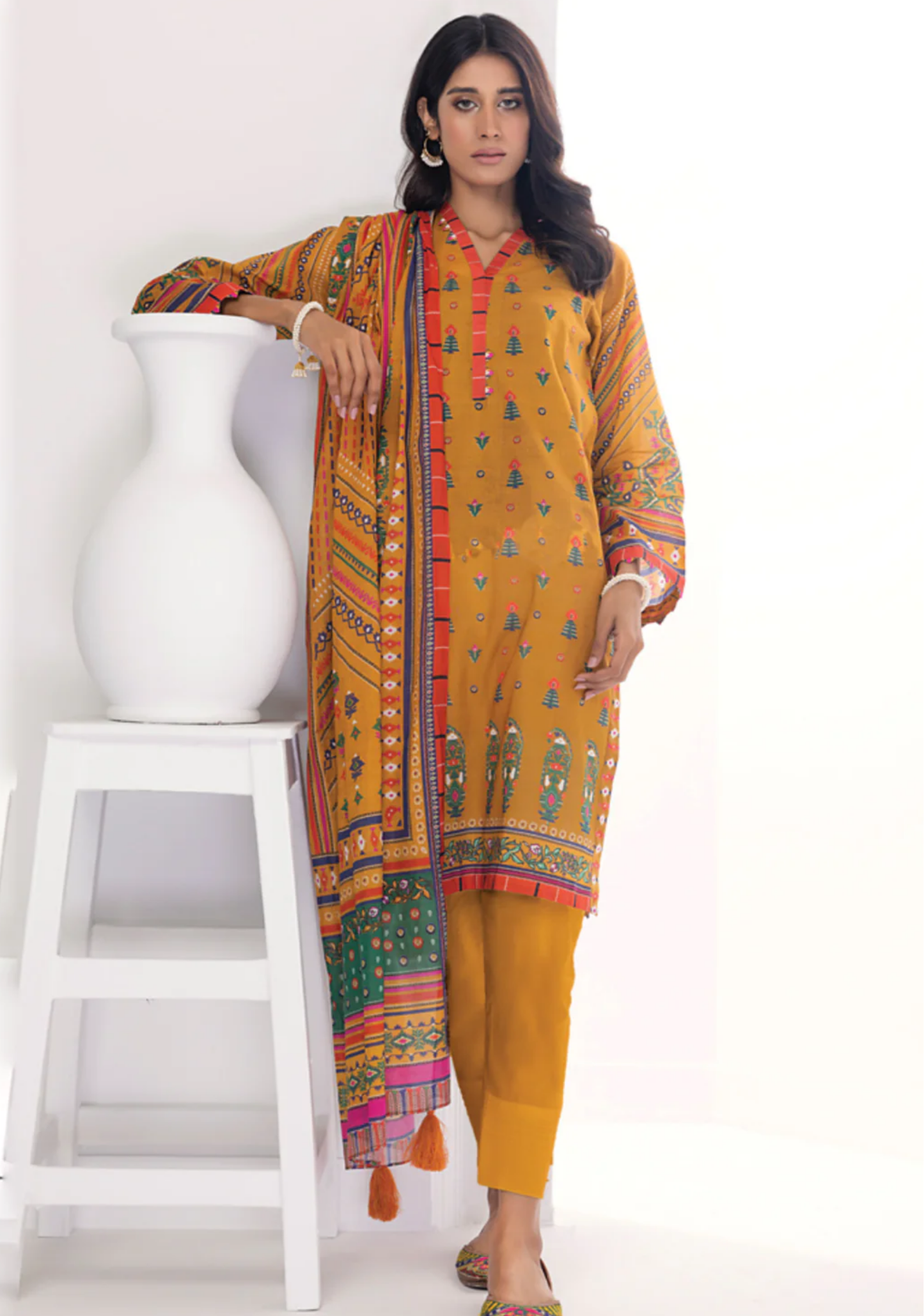 ( SET OF 10 ) Lakhany