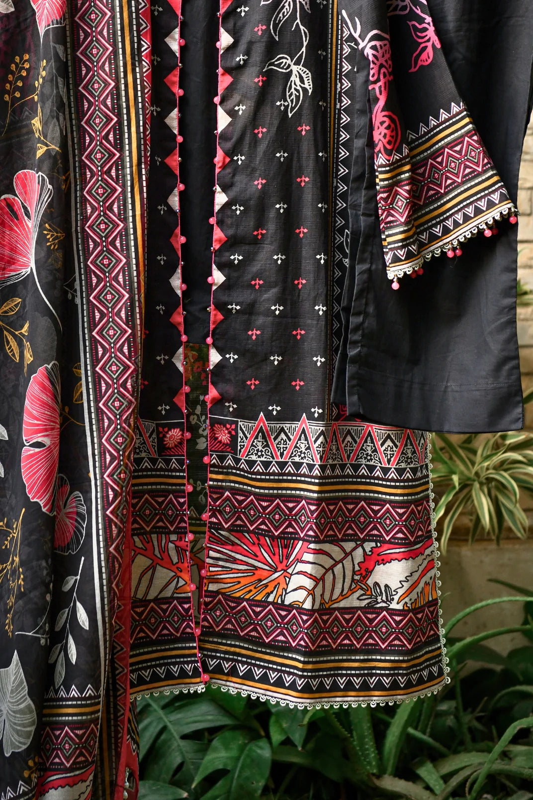 Eshay By Murahse Printed Doria Lawn 3-PC