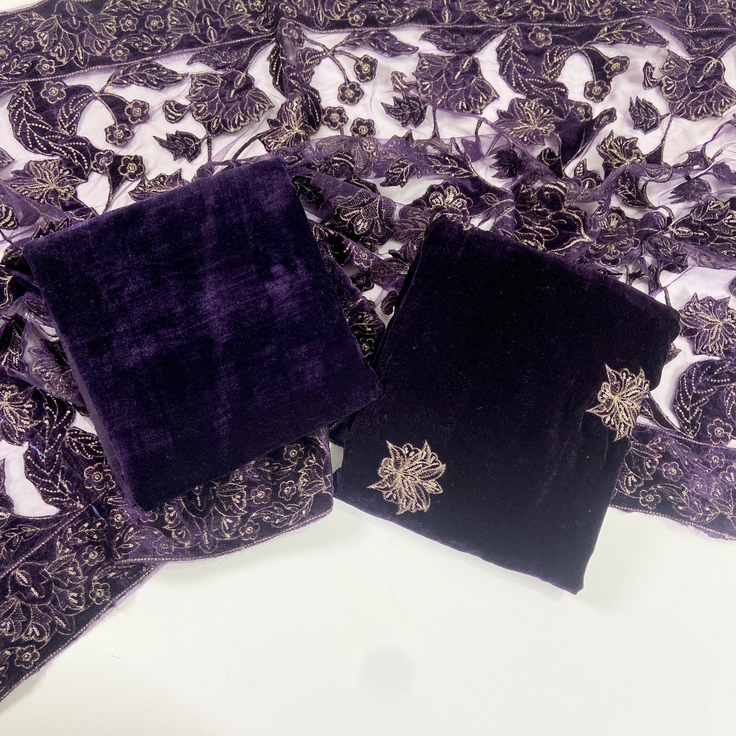 Bareeze Velvet Shawl With Aplic Work 3PC
