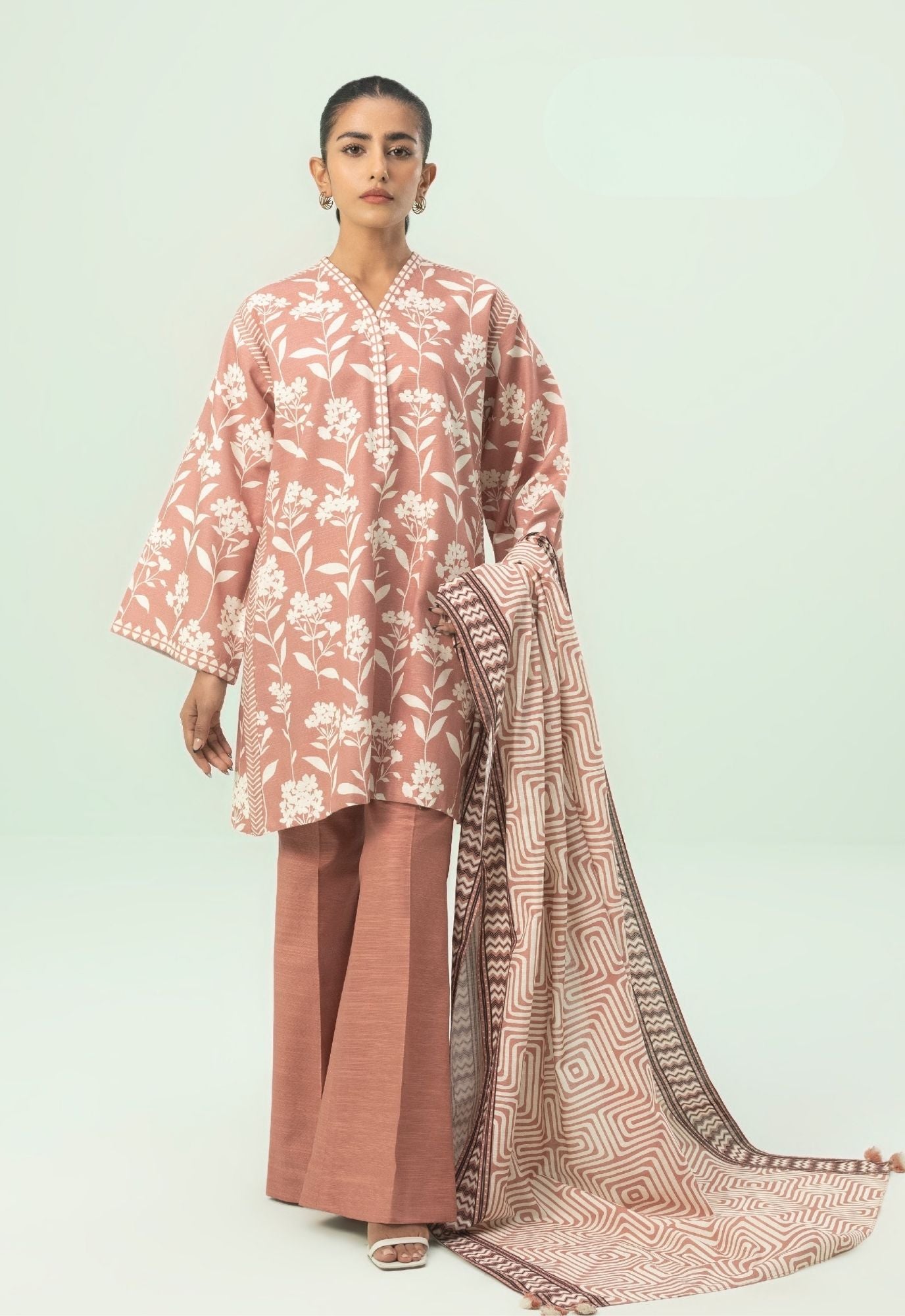 Sapphire Digital Printed Lawn 3PC