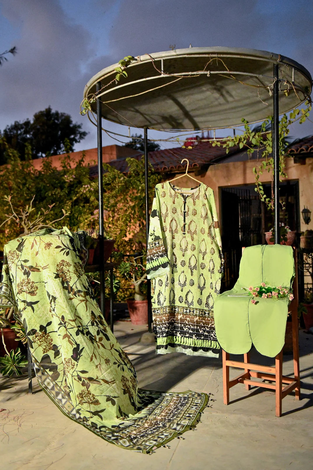 Eshay By Murahse Printed Doria Lawn 3-PC