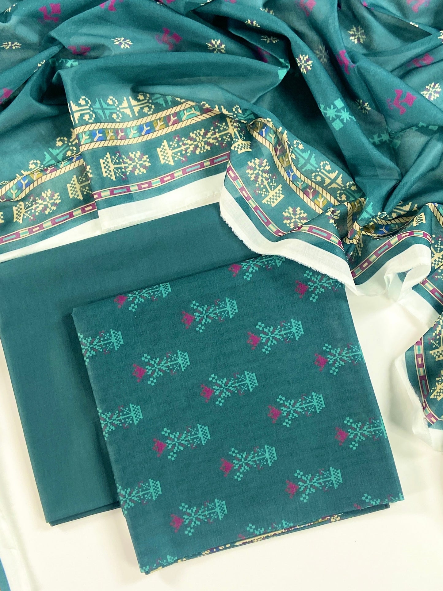 Mashaim Digital Printed Lawn 3PC