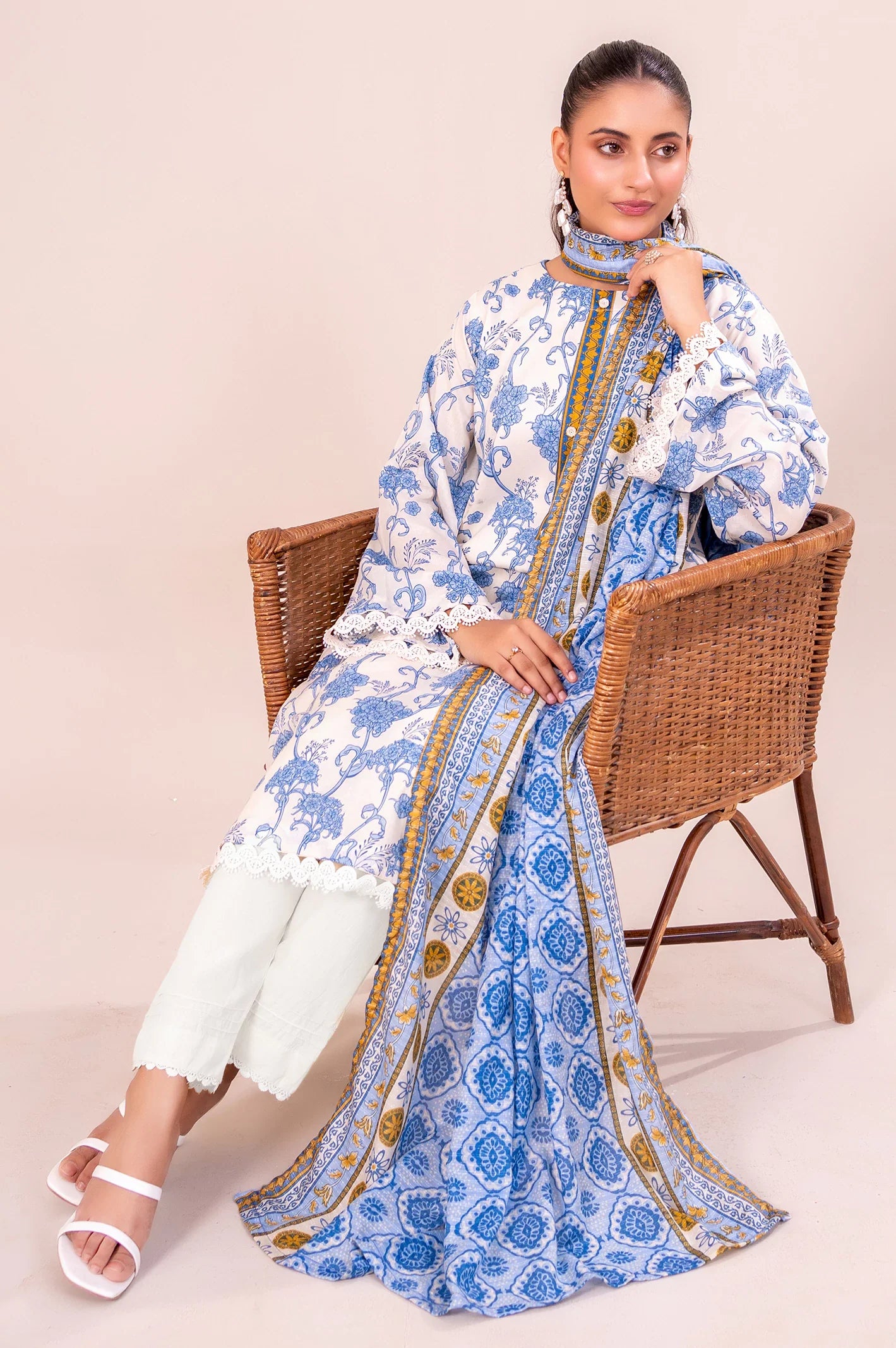 Sohaye By Diners Digital Printed Lawn 3PC