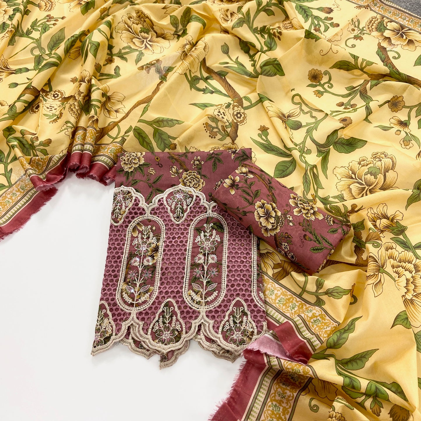 Rameen By Anaya Noor Printed & Laser Cutwork Emb Lawn 3PC