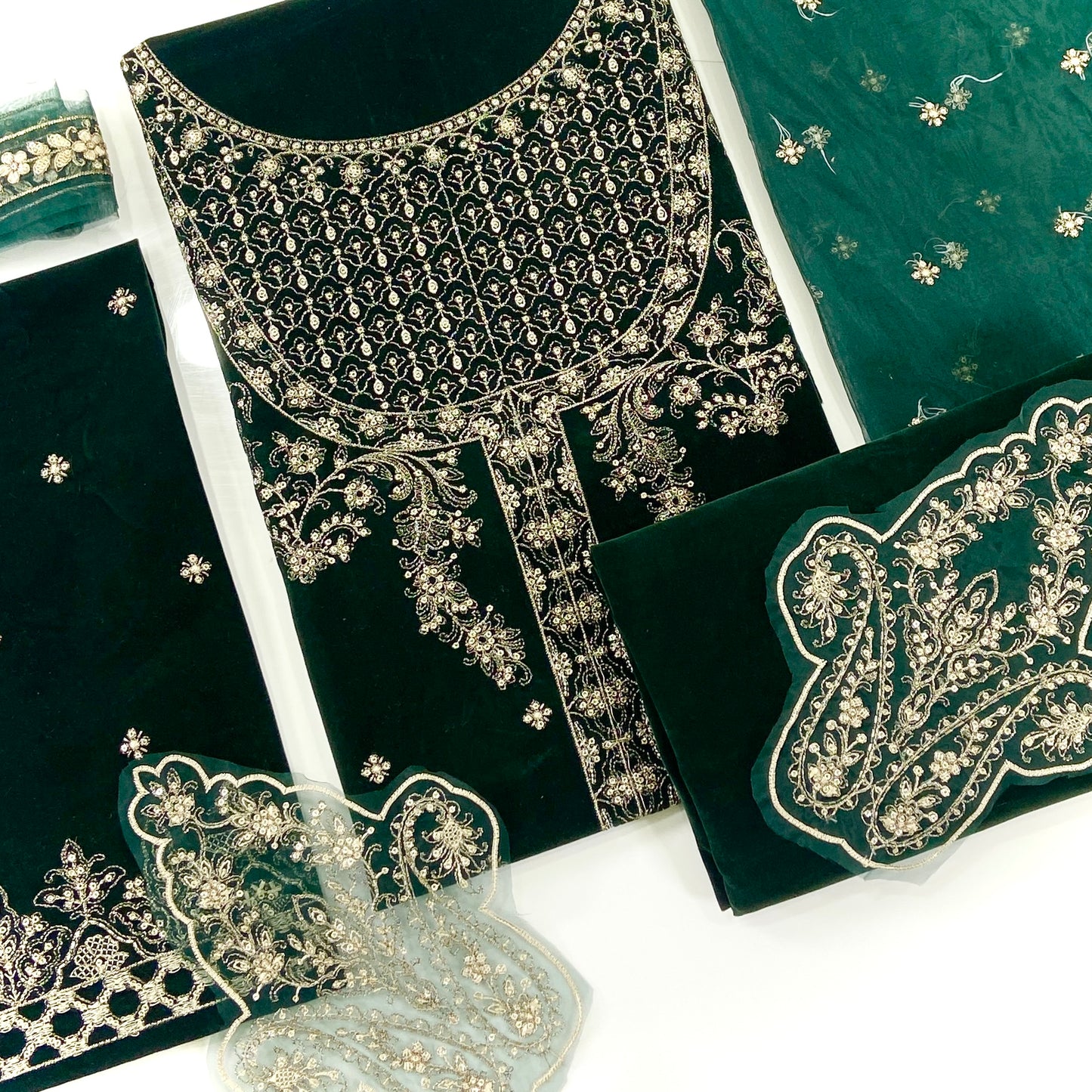 Maria B Sweet Velvet Embroidered 3PC