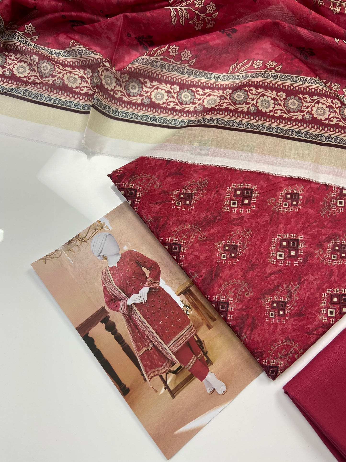 Almeerah Printed Lawn 3-PC