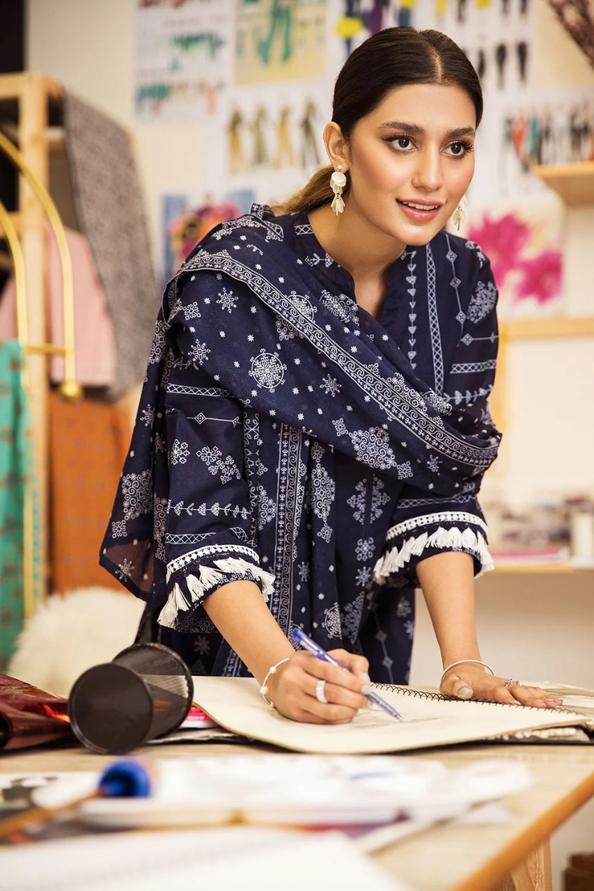 Nishat Digital Printed Lawn 3PC