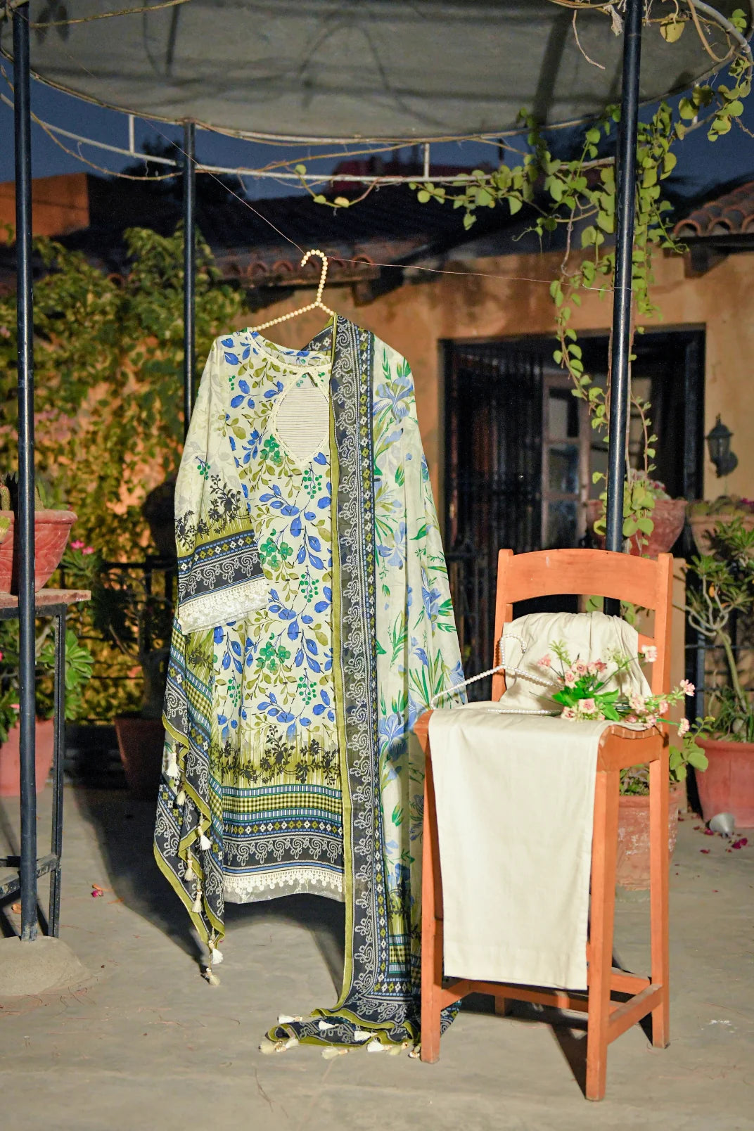 Eshay By Murahse Printed Doria Lawn 3-PC