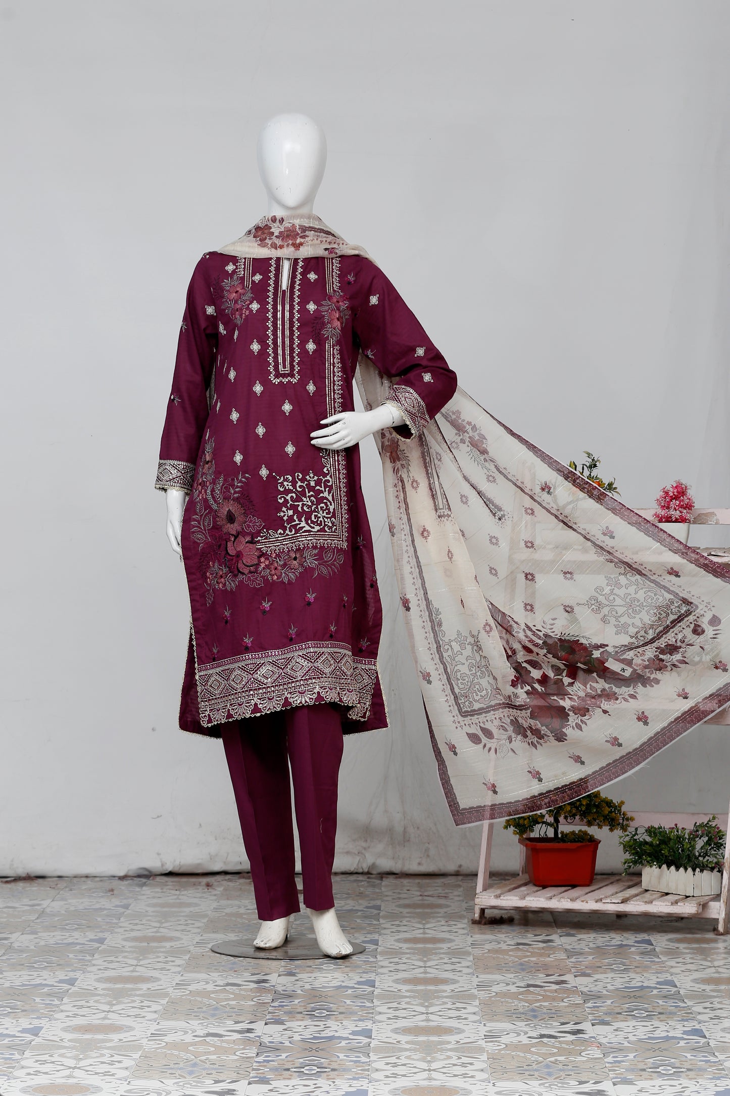 Zarqash By Anaya Noor Bana Dora Emb 3-PC