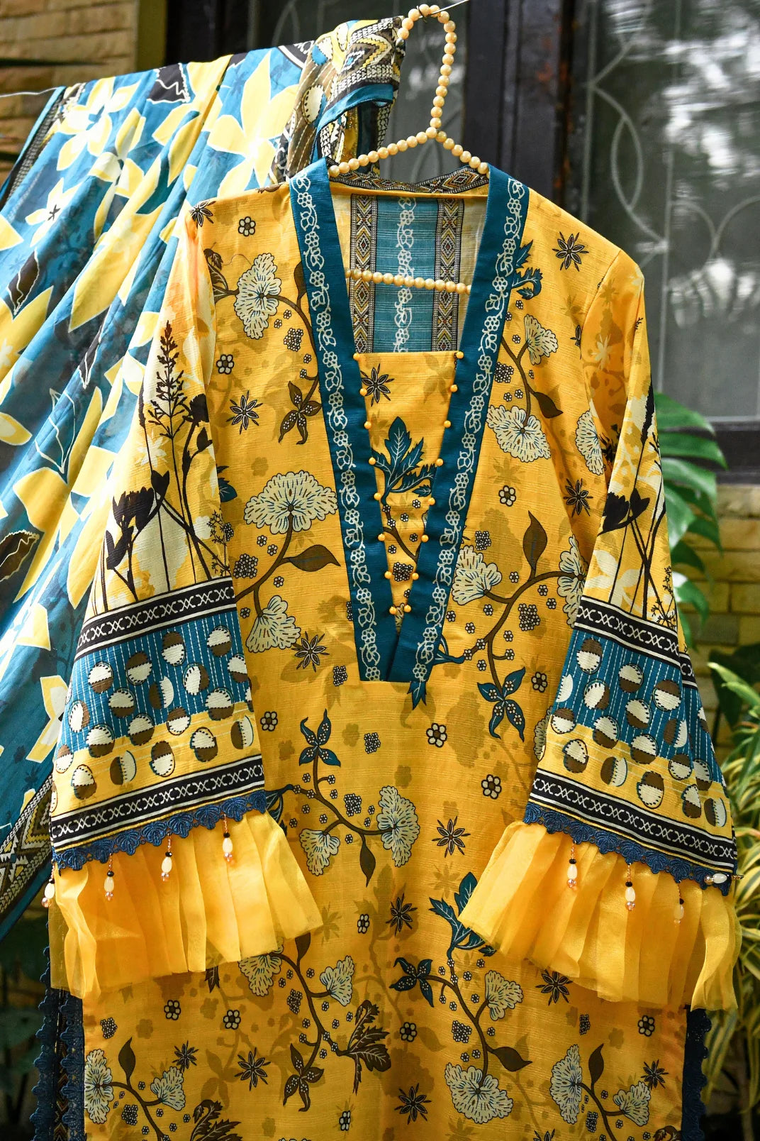 Eshay By Murahse Printed Doria Lawn 3-PC