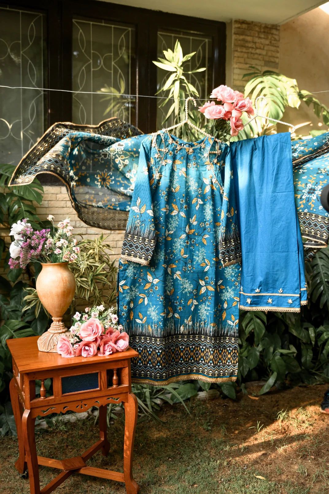 Eshay By Murahse Printed Doria Lawn 3-PC