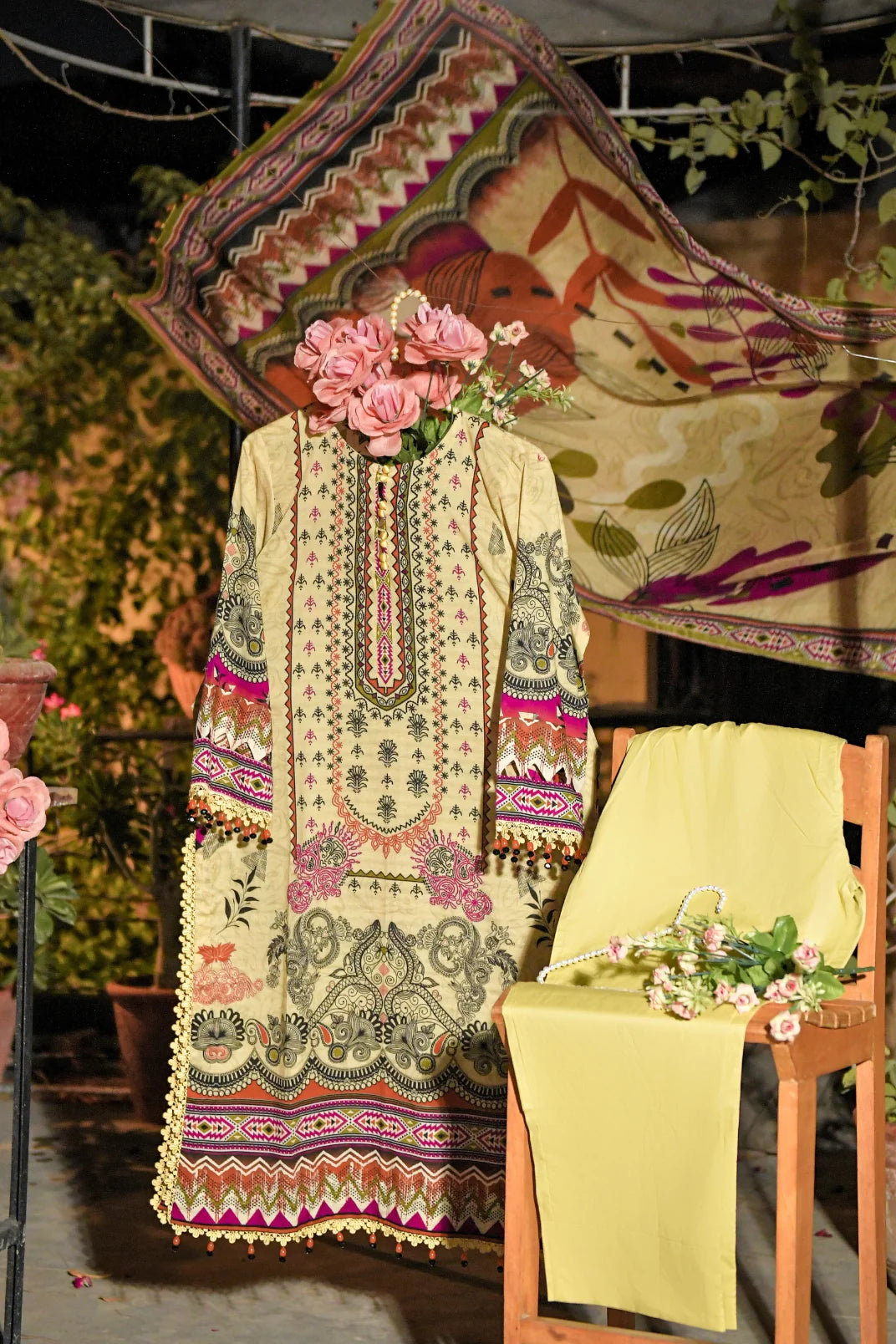 Eshay By Murahse Printed Doria Lawn 3-PC