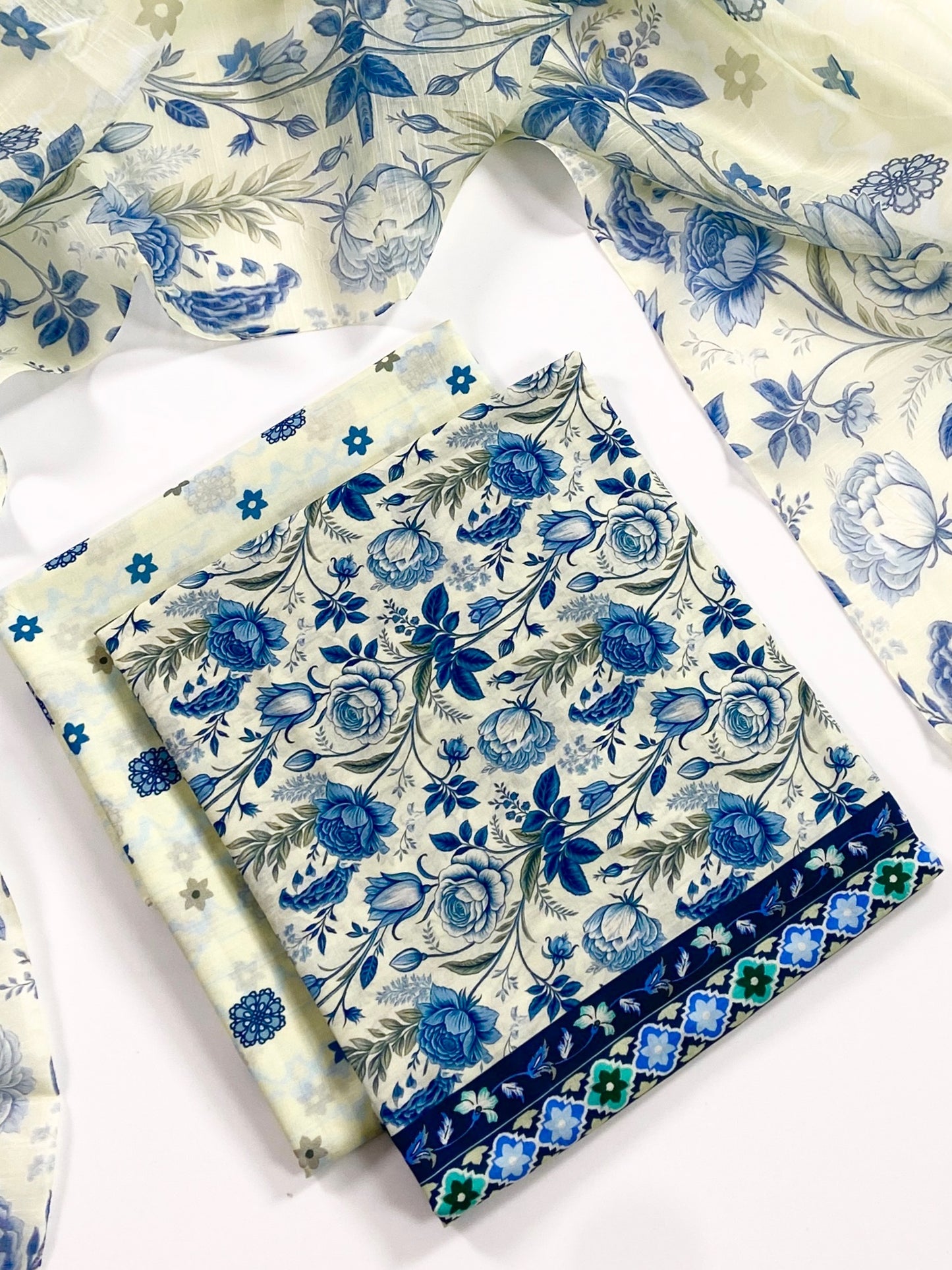 Rang o Noor By Shajar Noor Digital Printed Lawn 3PC