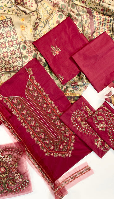 Maria B Embroidered Lawn 3PC