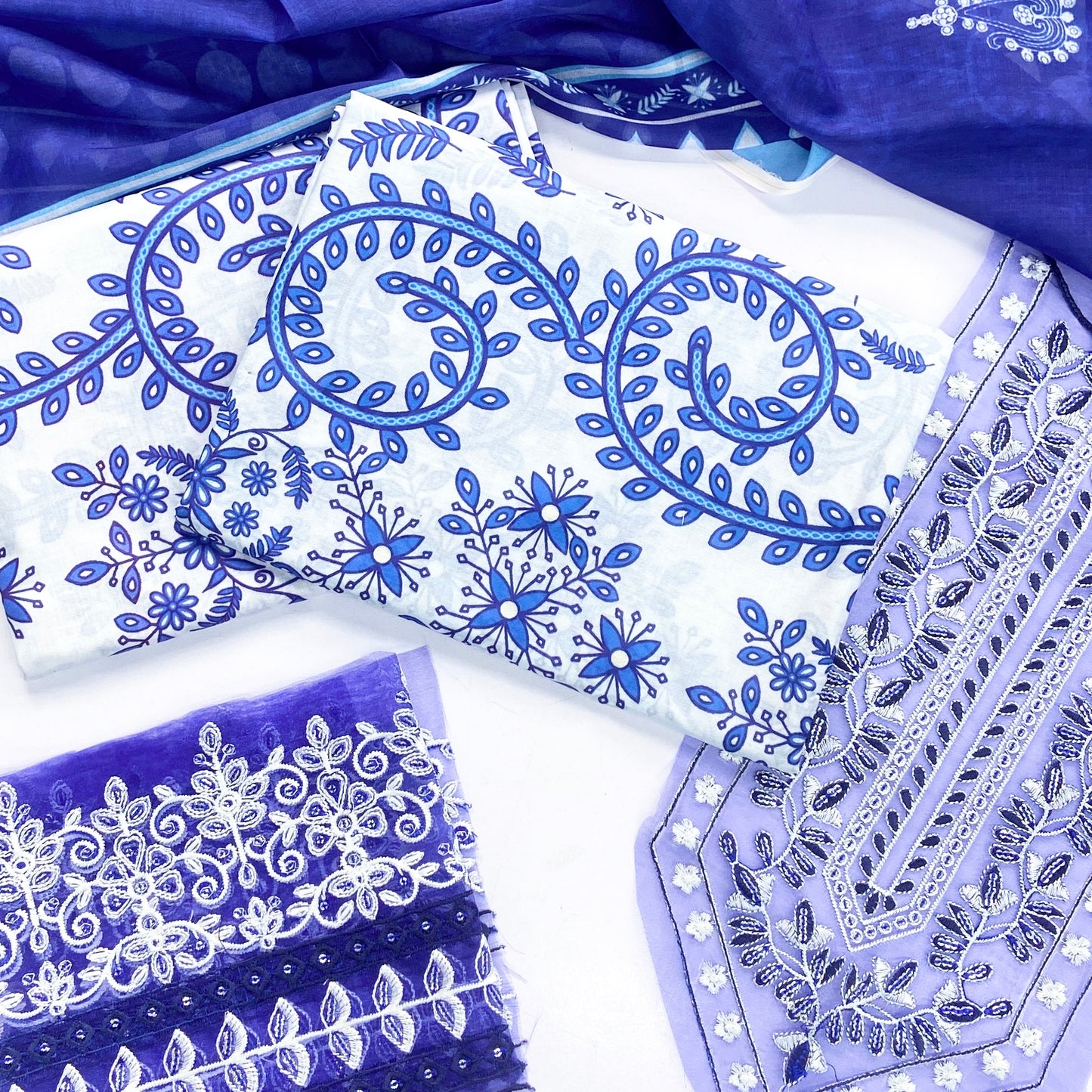 Maria B Luxury Embroidered Lawn 3-PC