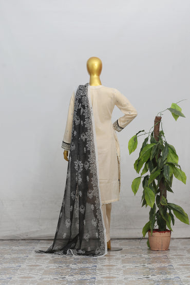 Zarqash By Anaya Noor Heavy Emb With Neno Kara 3PC