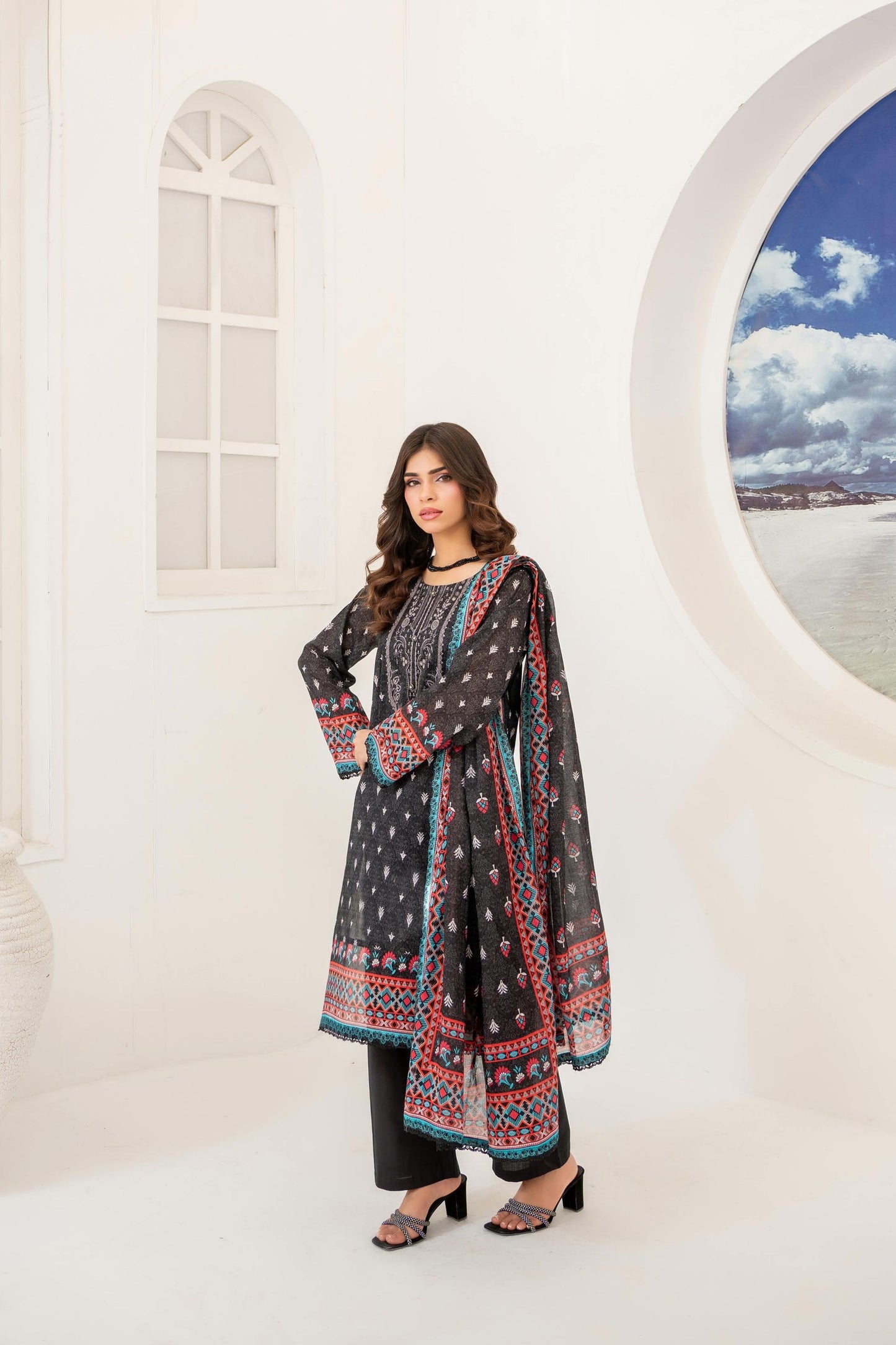 ( Bundle of 10 ) Sara